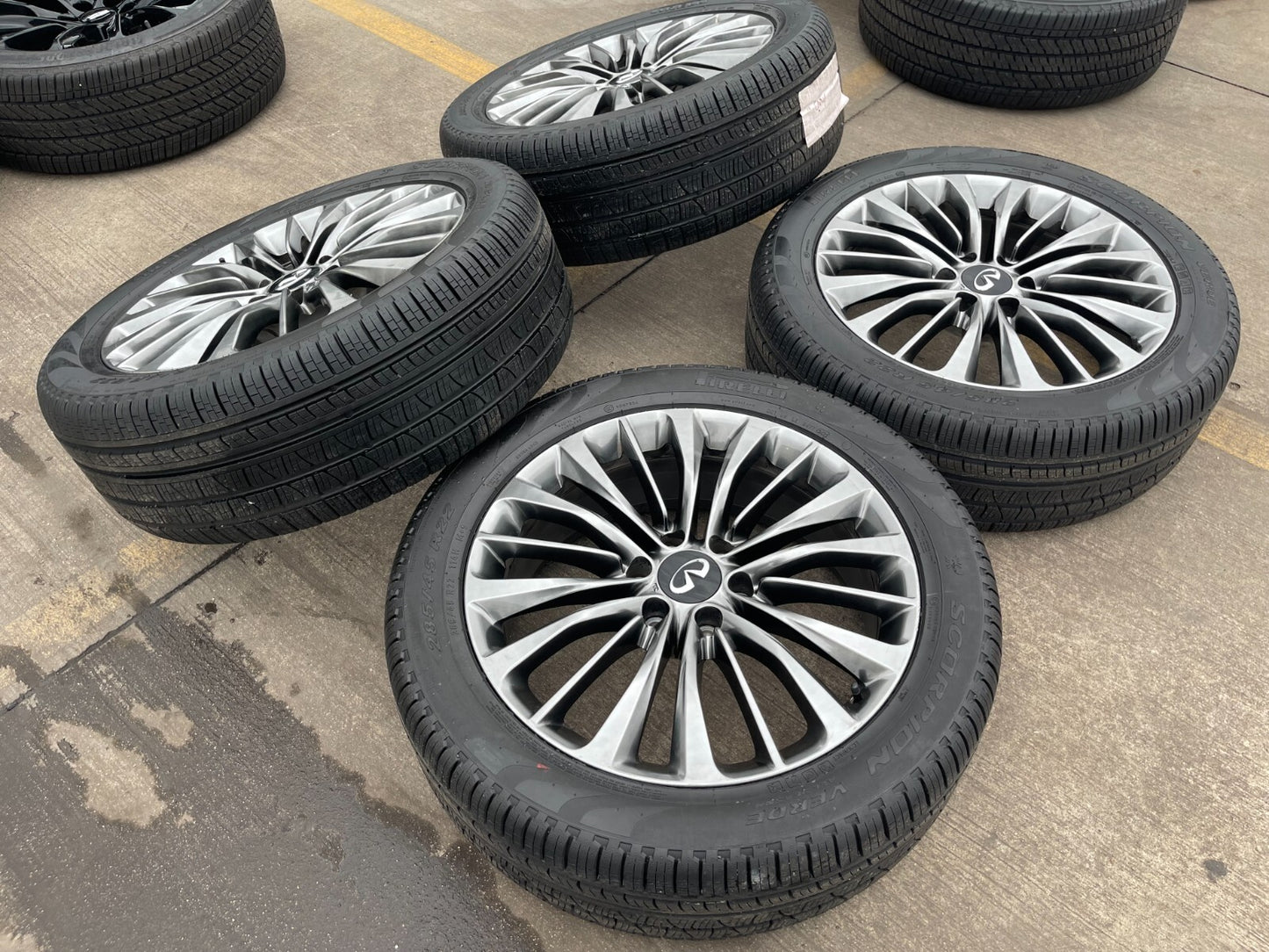 22" Infiniti QX80 QX56 Nissan Titan OEM wheels rims 73807 tires NEW