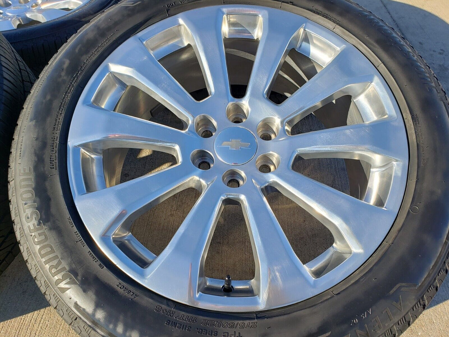 22" Chevy Silverado High Country OEM 5922 wheels rims Tahoe tires