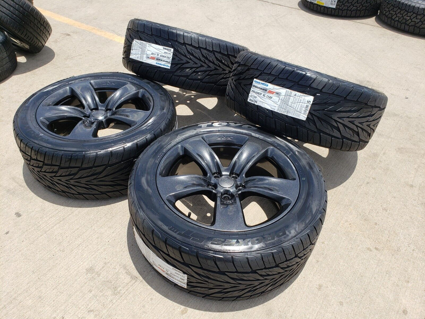 20" Jeep Grand Cherokee SRT Trackhawk OEM 9139 wheels rims tires NEW