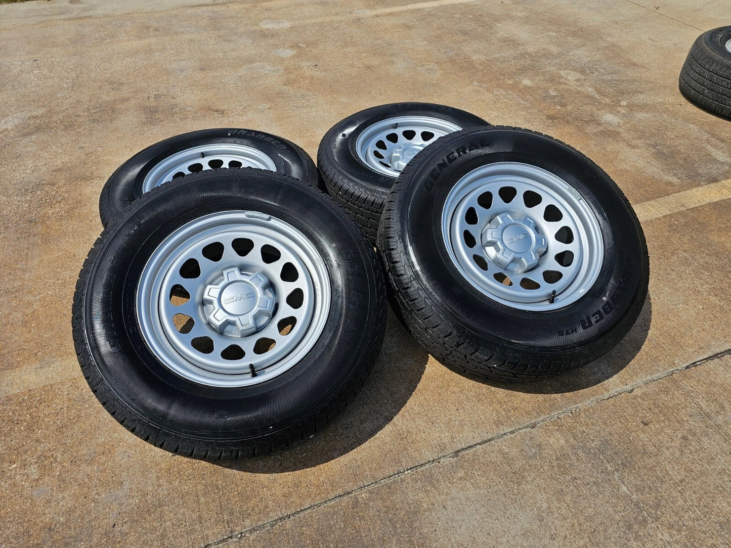 17" GMC Sierra Chevy Silverado OEM wheels rims tires 8130 Yukon NEW