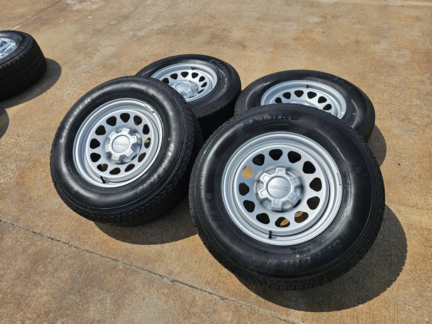 17" GMC Sierra Chevy Silverado OEM wheels rims tires 8130 Yukon NEW