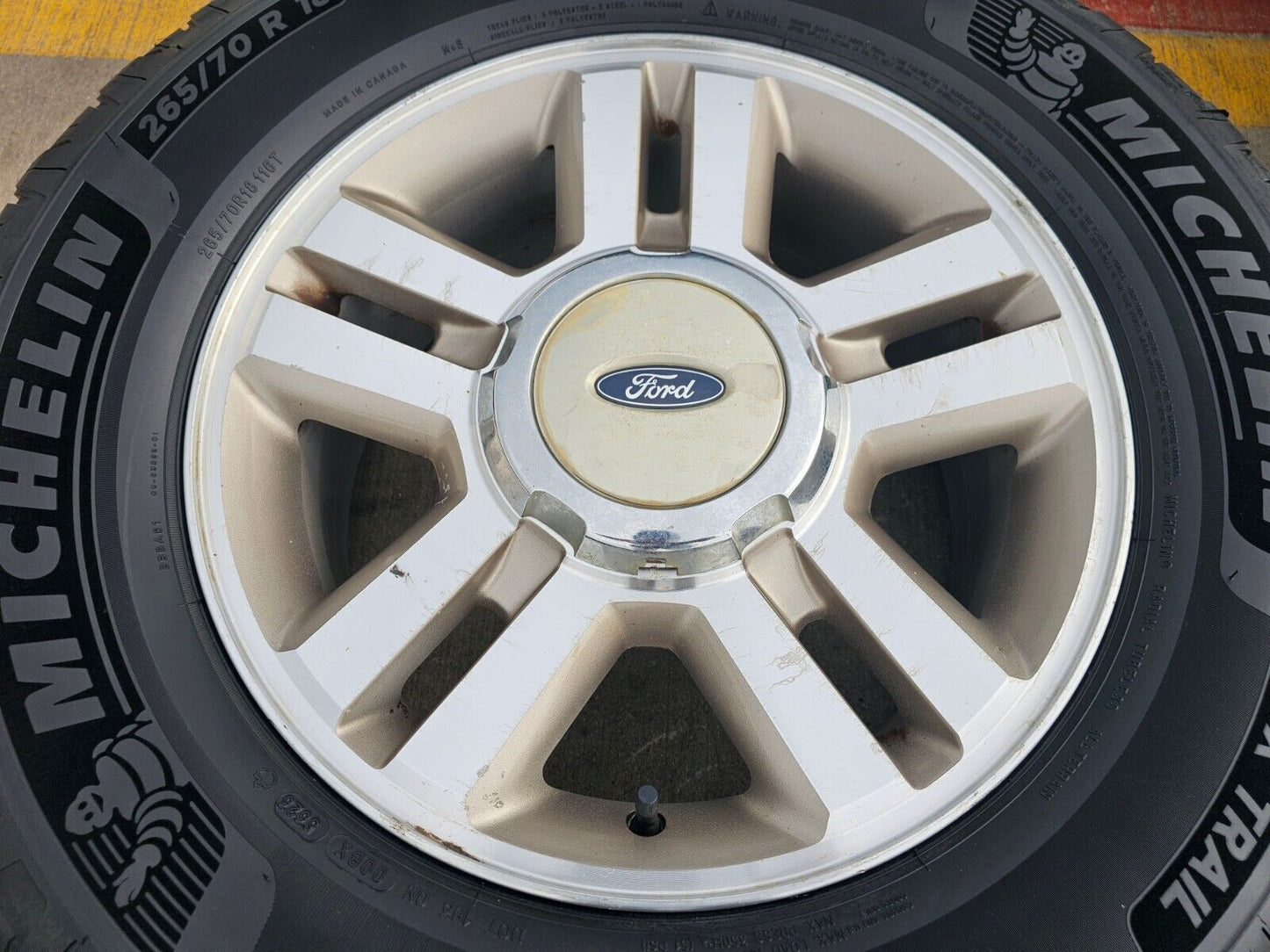 18" Ford F-150 Expedition OEM 3559 rims wheels tires NEW MICHELIN