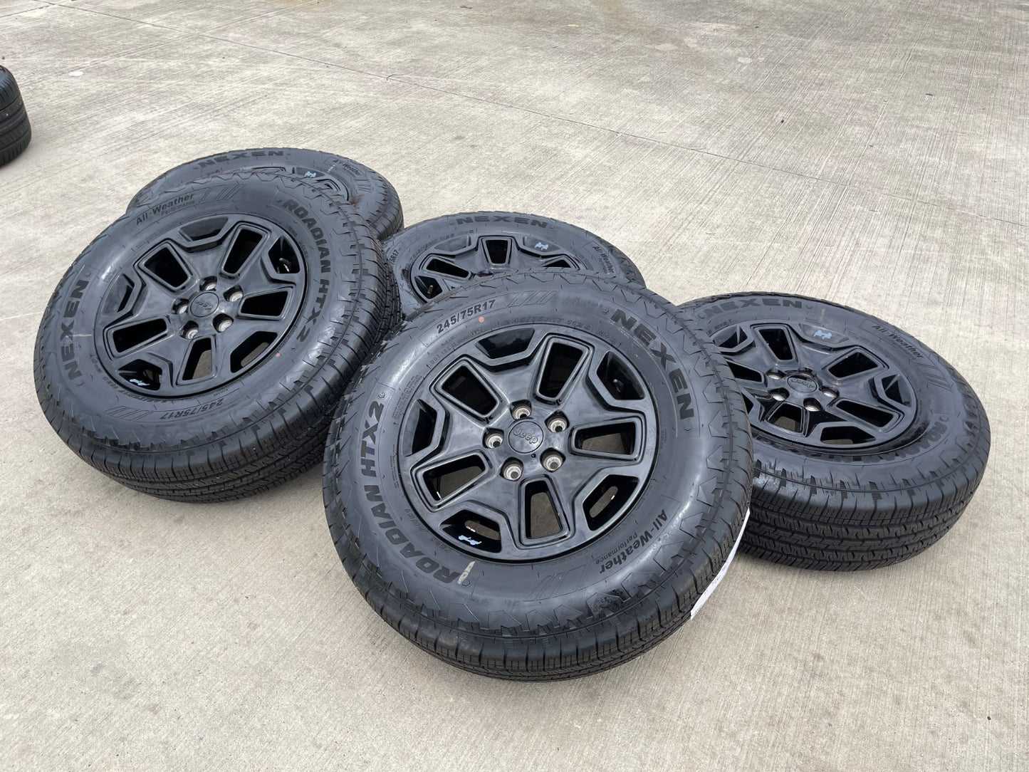 17" Jeep Wrangler Gladiator OEM wheels rims 9118 black tires NEW