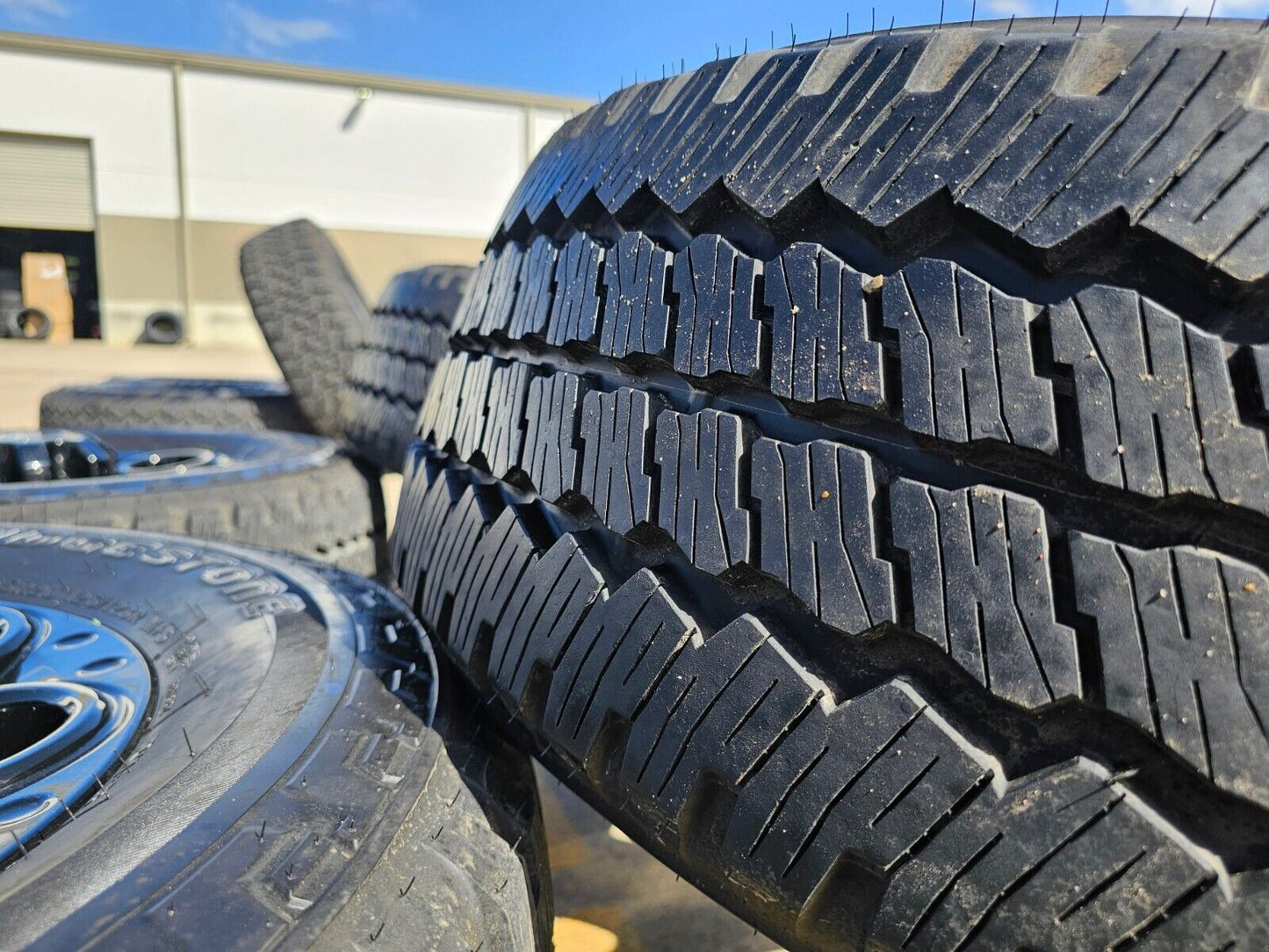 20" Ford F-250 F-350 OEM black TREMOR wheels rims 10299 tires BRIDGESTONE NEW