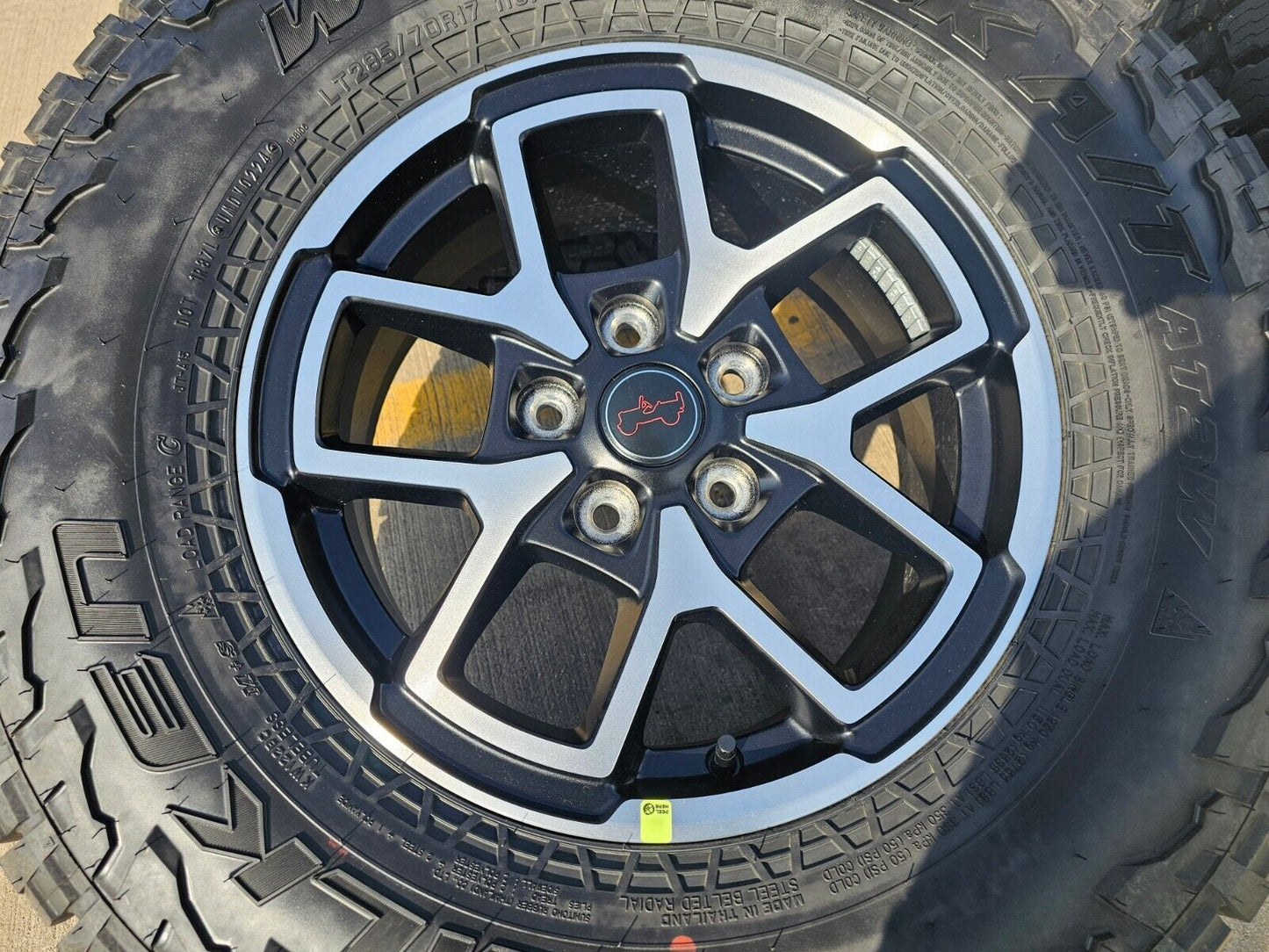 17" Jeep Wrangler Rubicon OEM wheels rims Gladiator 2024 2025 NEW