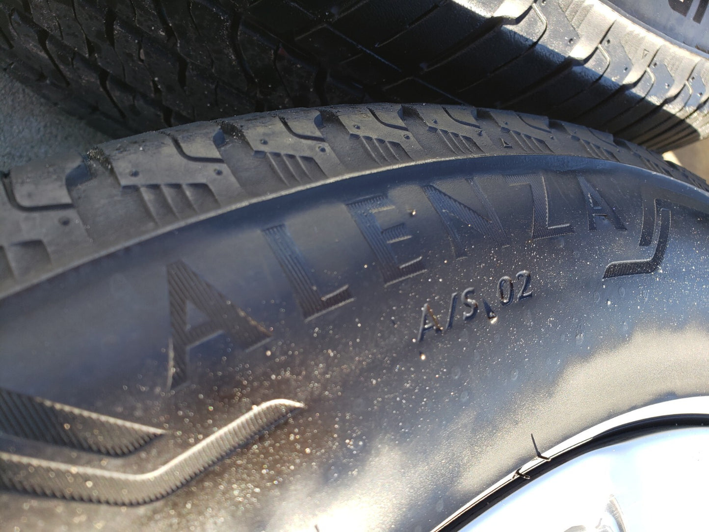 22" Chevy Silverado High Country OEM 5922 wheels rims Tahoe tires