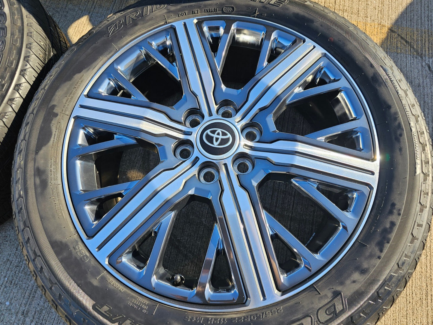 22" Toyota Tundra CAPSTONE OEM wheels rims 75282 95457 Sequoia 2023 2024 2025