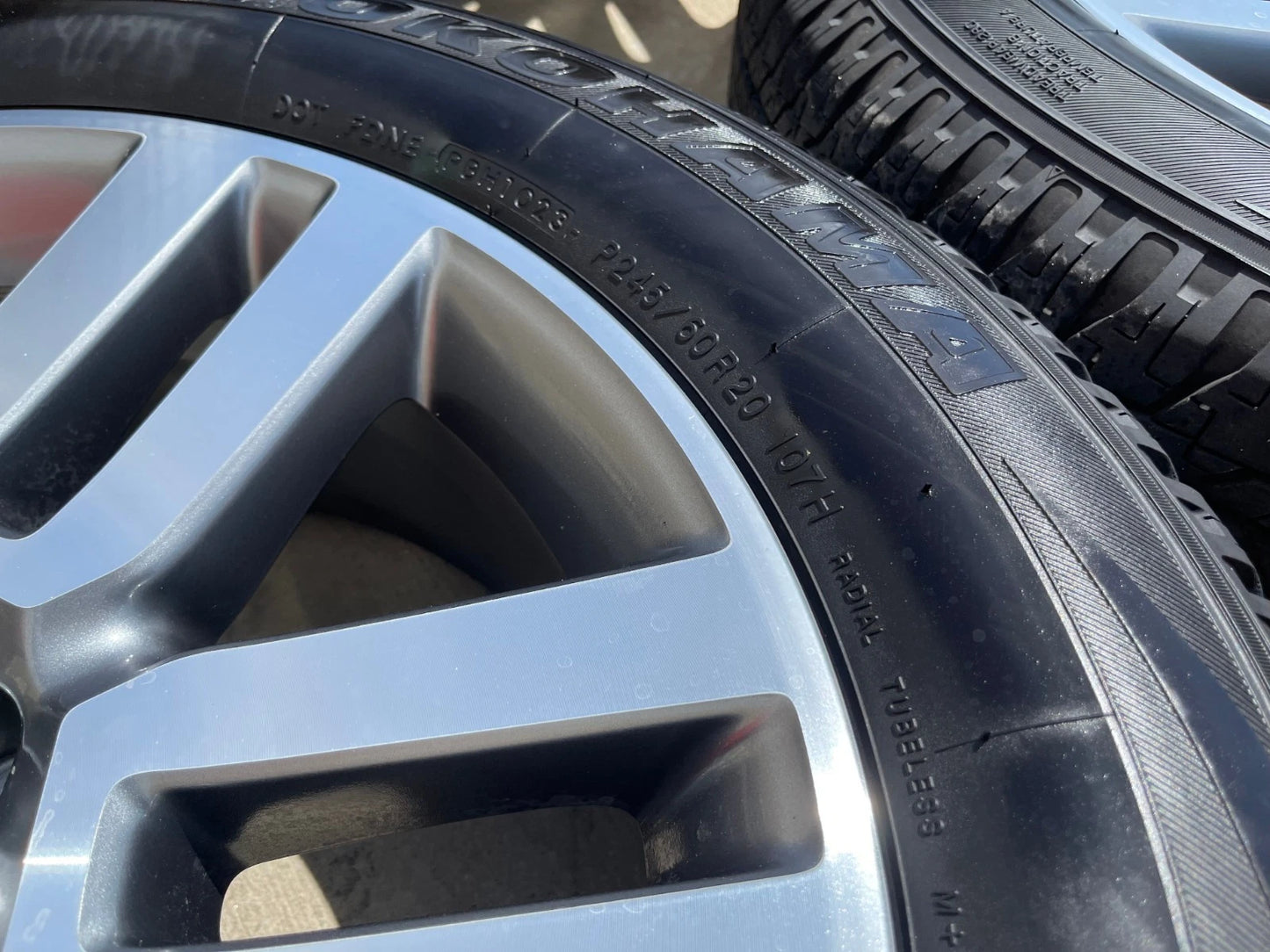 20" Toyota Tacoma 4Runner FJ Cruiser Lexus OEM 69561 wheels rims tires