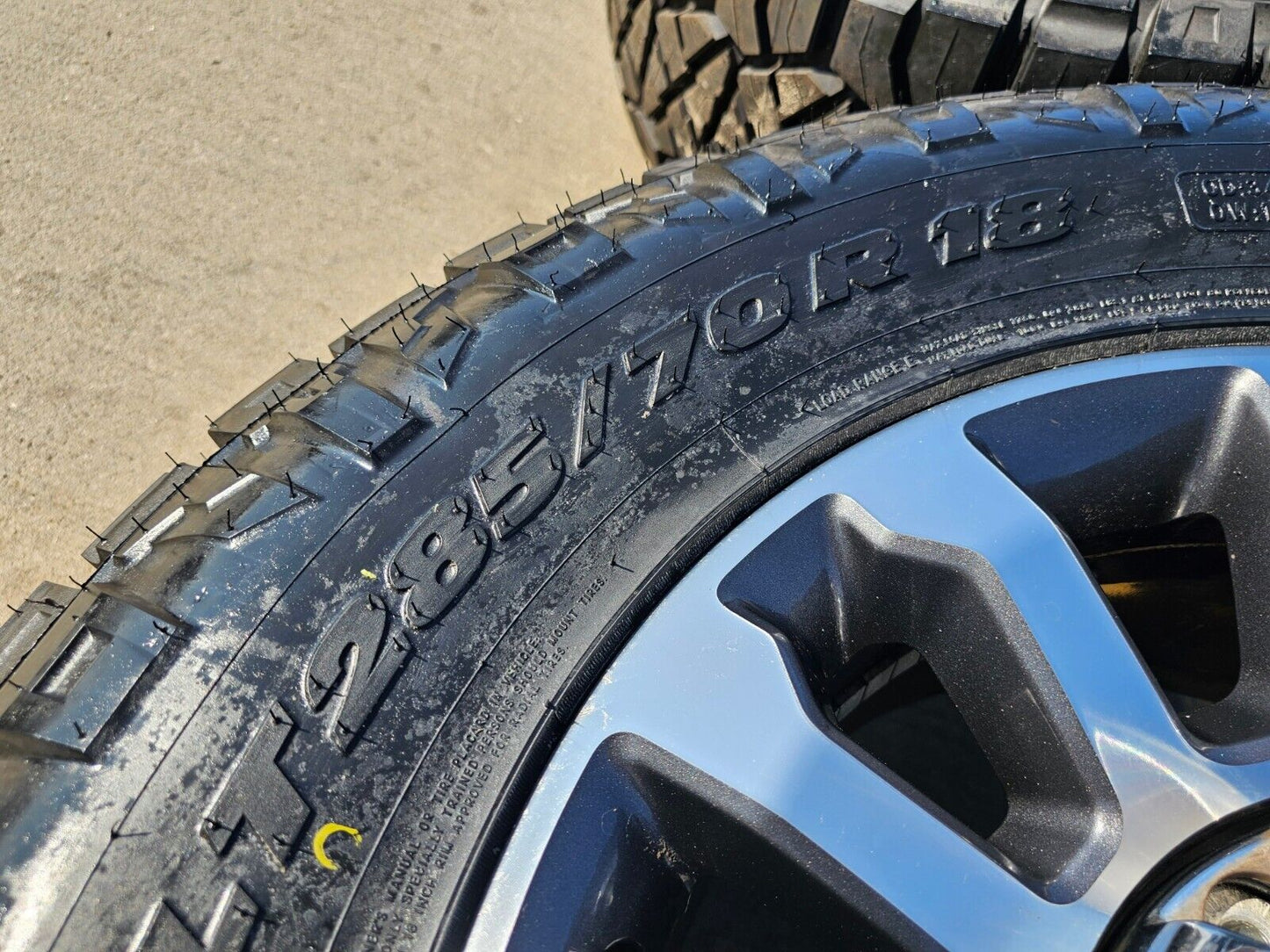 18" Ford F-250 F-350 OEM TREMOR FX-4 rims wheels 10289 tires NITTO 34" NEW