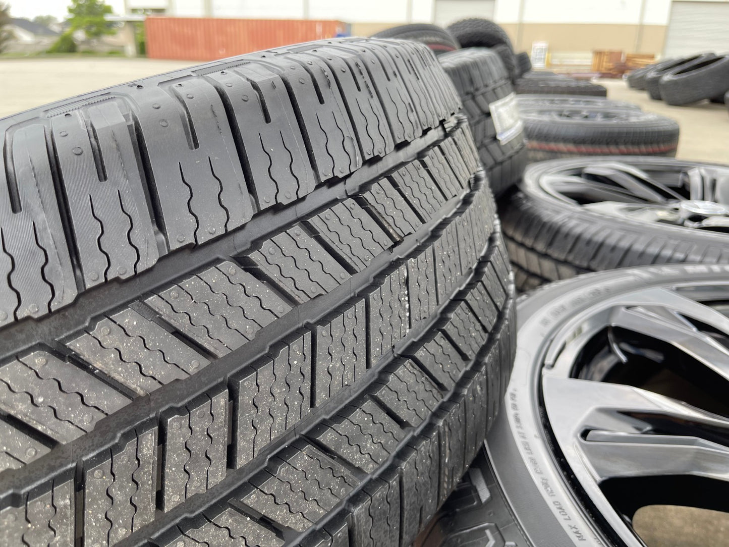 24" Cadillac Escalade V OEM wheels rims black tires 2024 2025 2026 NEW MICHELIN