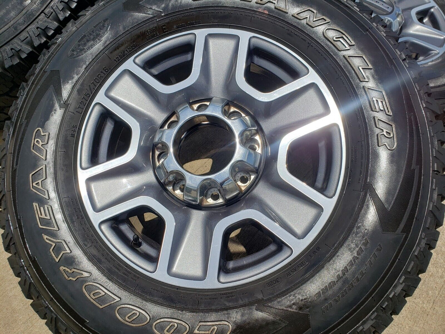 18" Ford F-250 F-350 Lariat FX-4 OEM gray wheels 10298 A/T tires