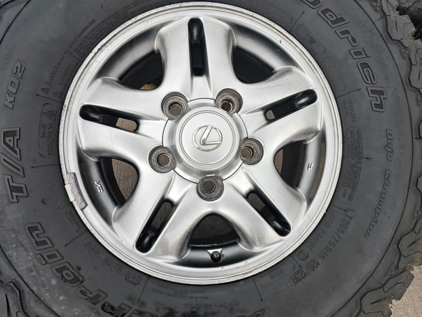 16" Lexus LX470 Toyota Land Cruiser OEM 74145 wheels rims 1998 1999 2000 2002