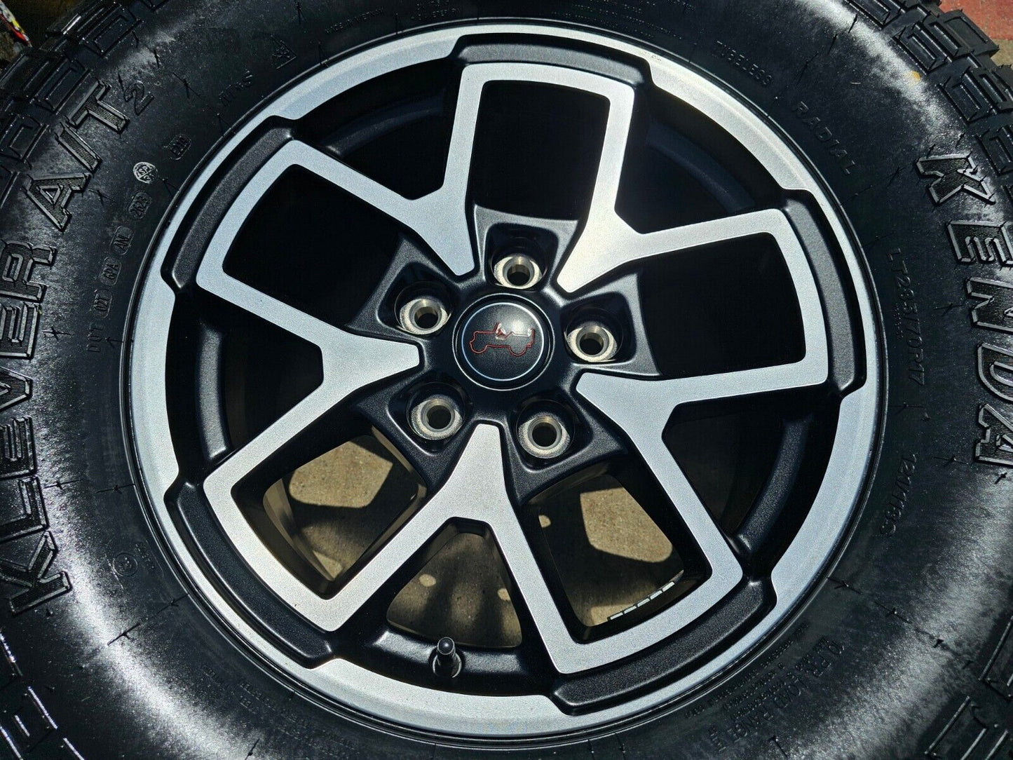 17" Jeep Wrangler Rubicon OEM wheels rims Gladiator tires KENDA 33" NEW