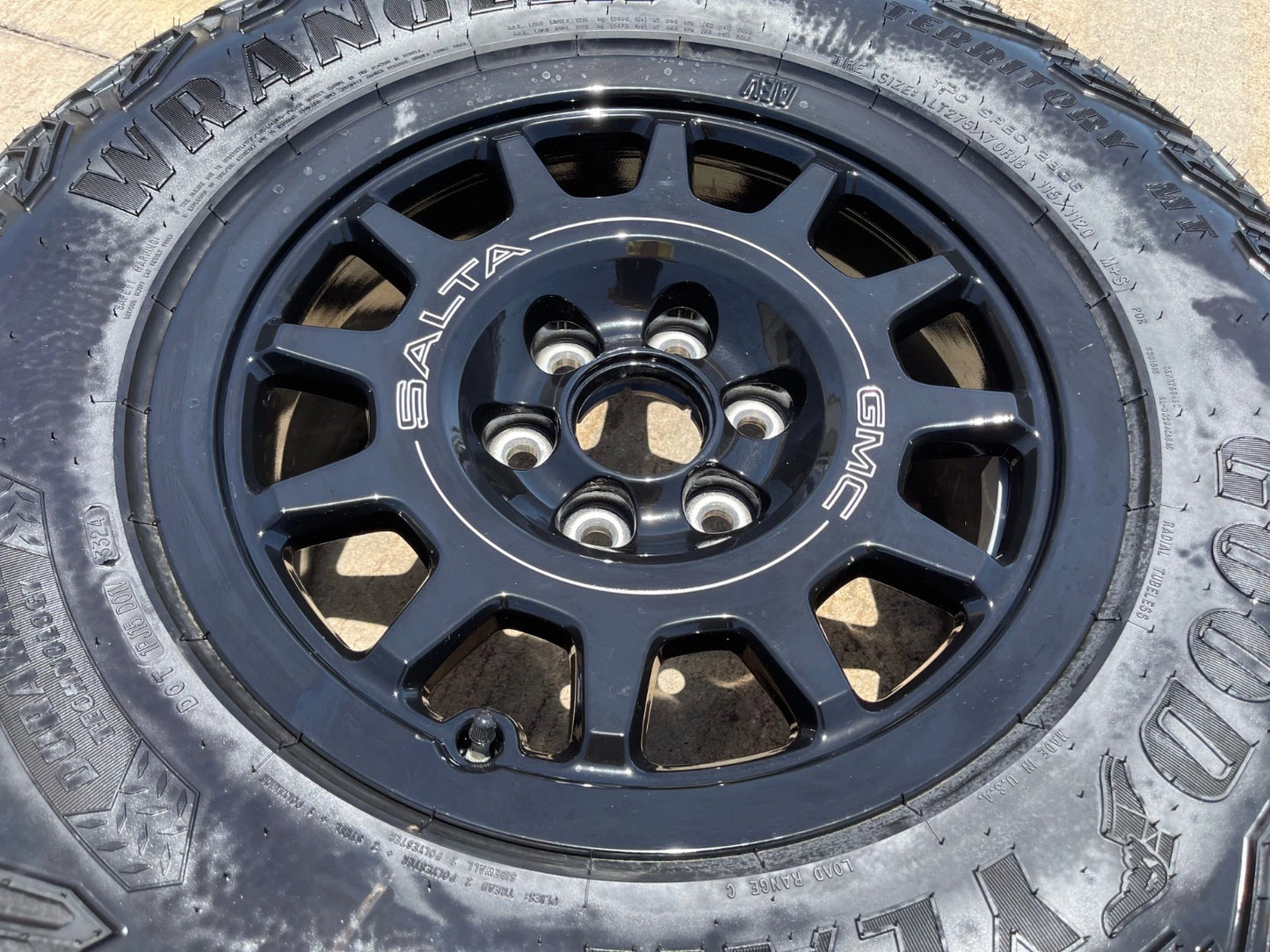 (1) 18" AEV SALTA GMC Sierra AT4X Chevy Silverado OEM rim wheel 2024 2025 NEW
