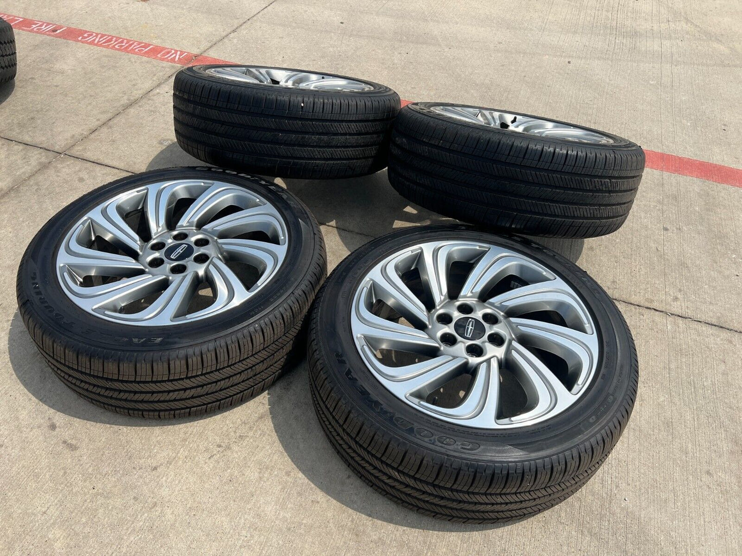 22" Lincoln Navigator OEM rims wheels RESERVE tires 2022 2023 2024 10497