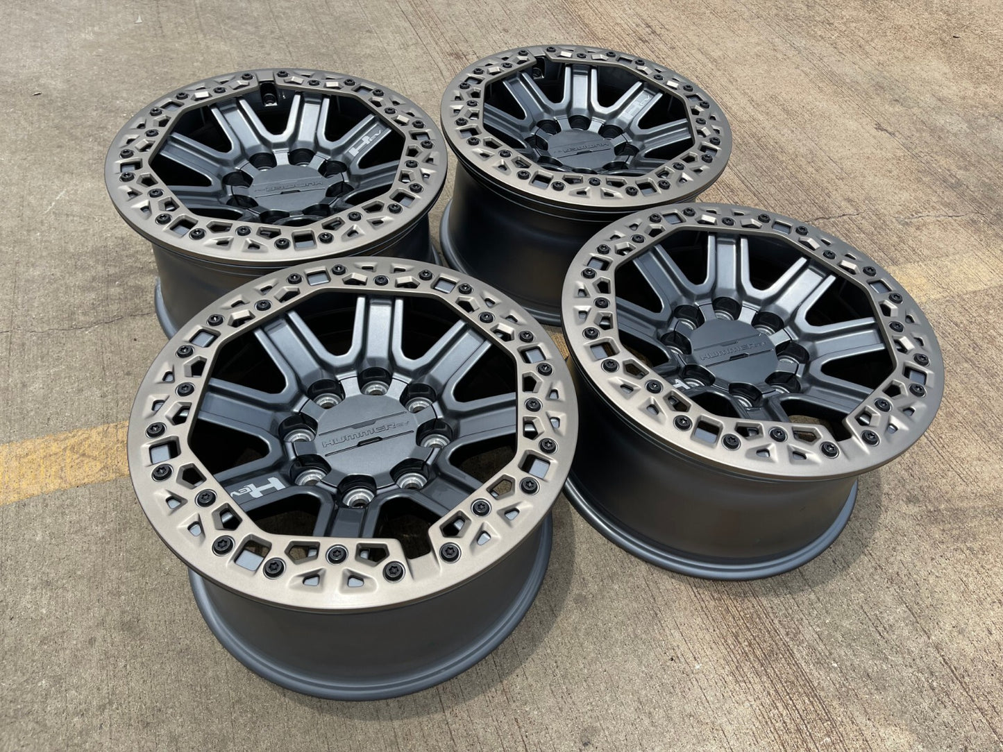 18" Hummer Grazen beadlock EV HEV 2500 OEM wheels rims 2023 2024 2025 2026 NEW