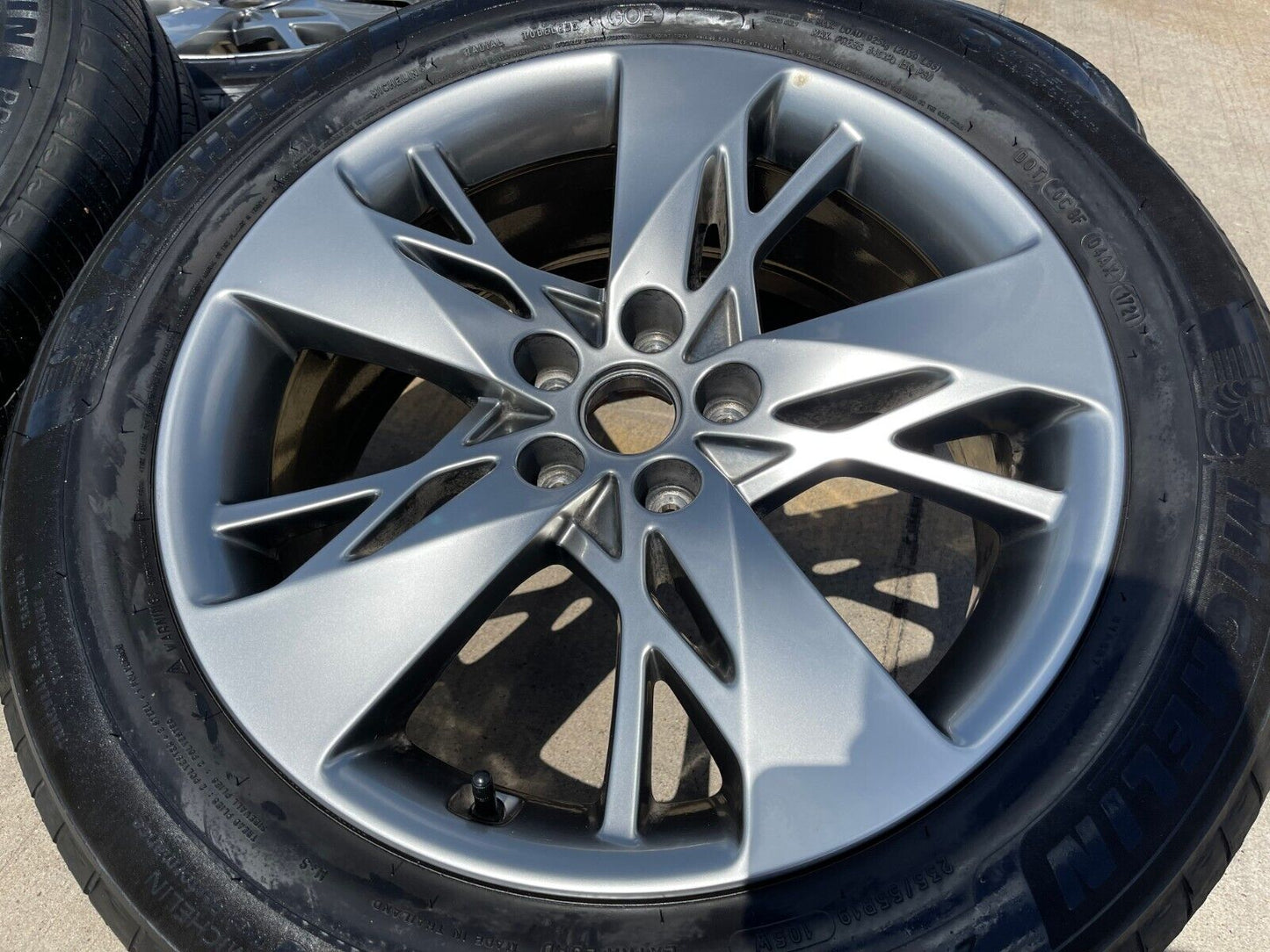 19" Hyundai Genesis GV70 GV80 GV90 OEM 71039 wheels rims 2022 2023 2024 2025
