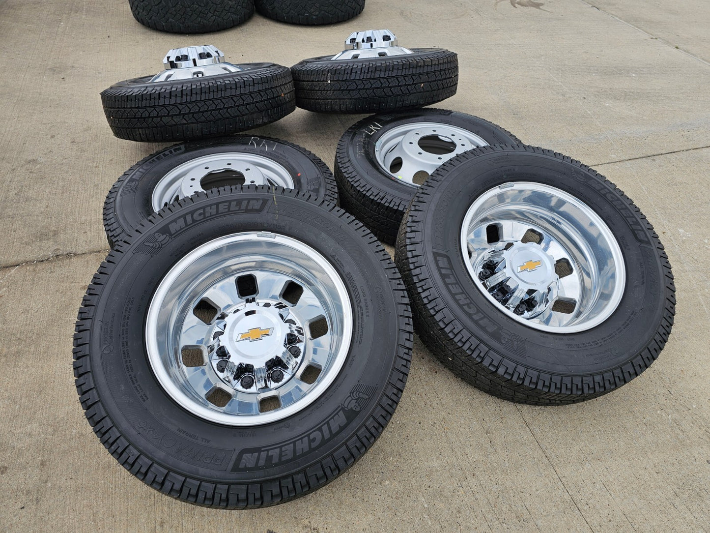 18" Chevy Silverado 3500 Dually rims wheels OEM GMC Sierra 8x210 2024 2025 NEW