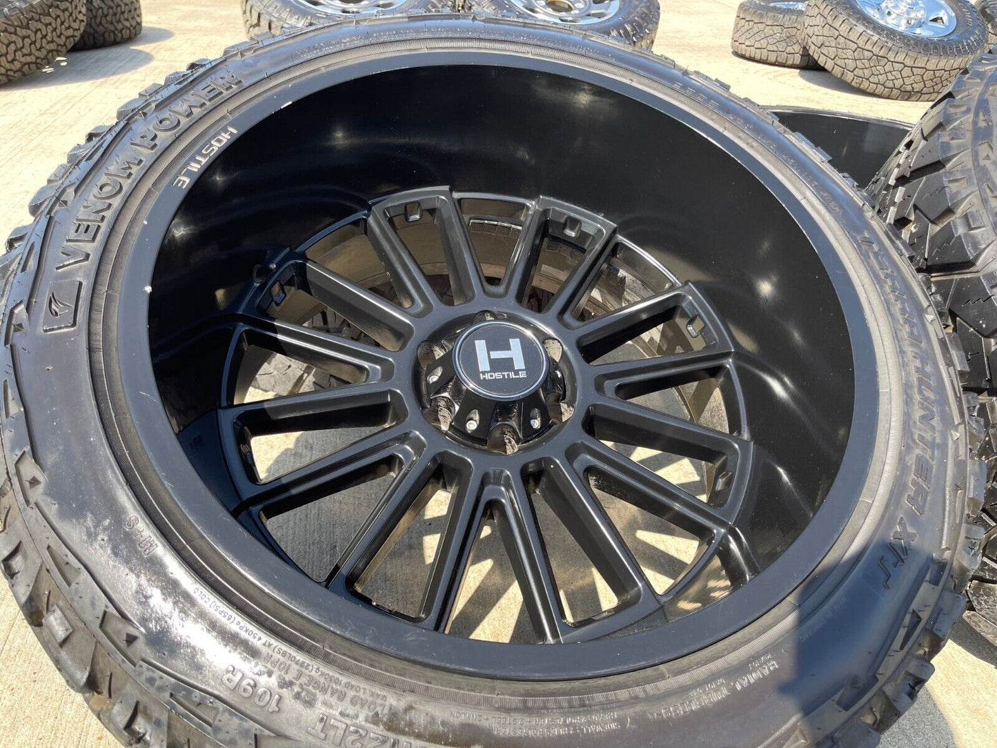 22x12 Hostile Predator Ford F-150 Expedition -44 wheels rims 6x135 tires 33"