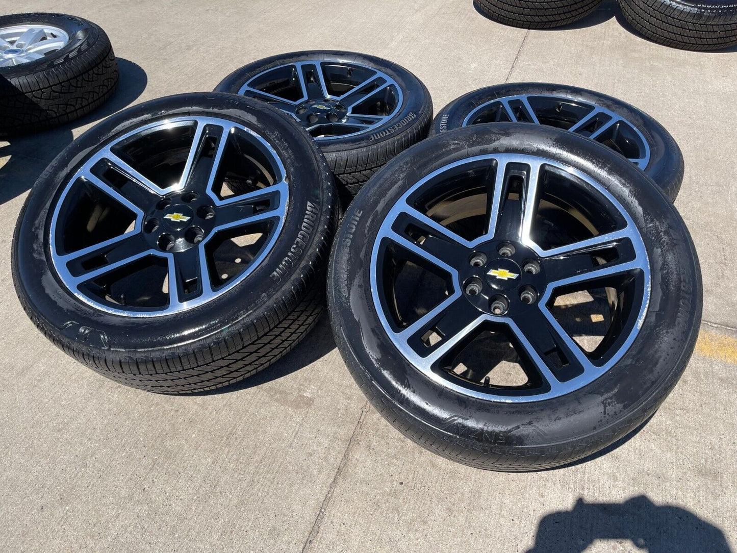 22" Chevy Tahoe GMC Yukon Sierra OEM Replica wheels rims Silverado 5664 Escalade