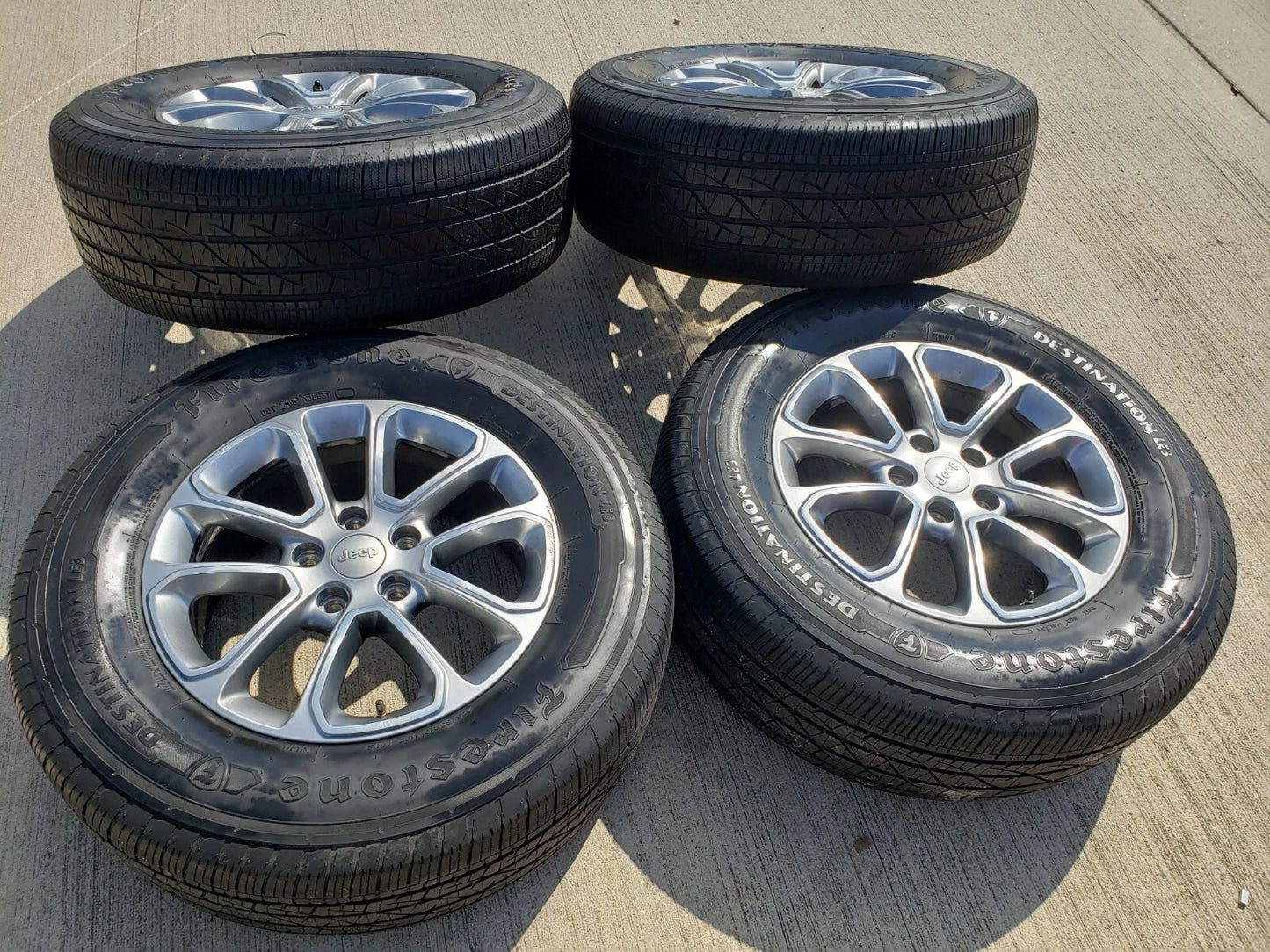 18" Jeep Grand Cherokee Dodge Durango OEM 9136 wheels rims tires