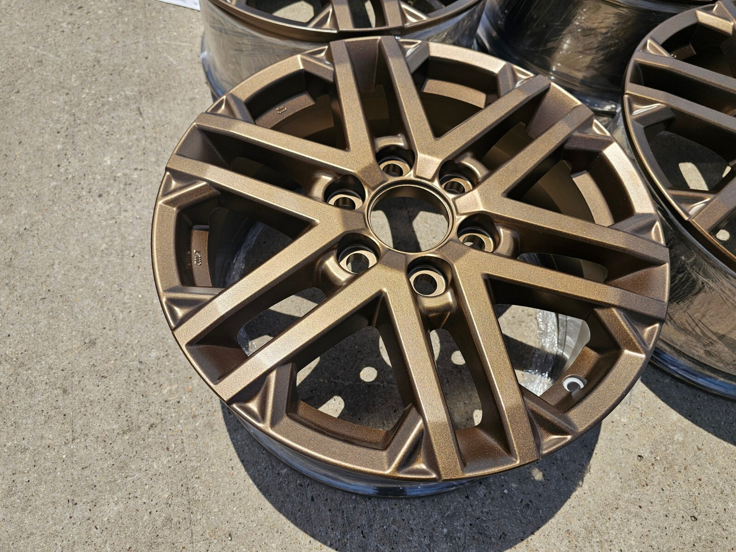 18" Toyota Tundra TRD OEM wheels rims 75281 Sequoia LX600 2024 2025 NEW