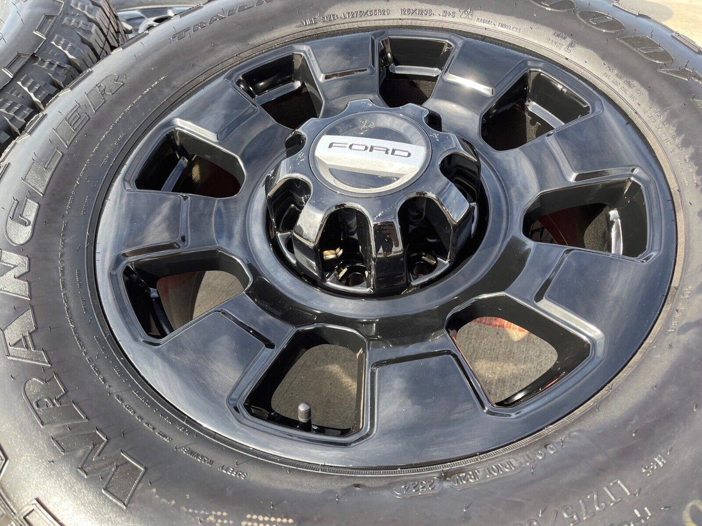 20" Ford F-250 F-350 OEM black Tremor 10295 wheels rims 2024 2025 NEW