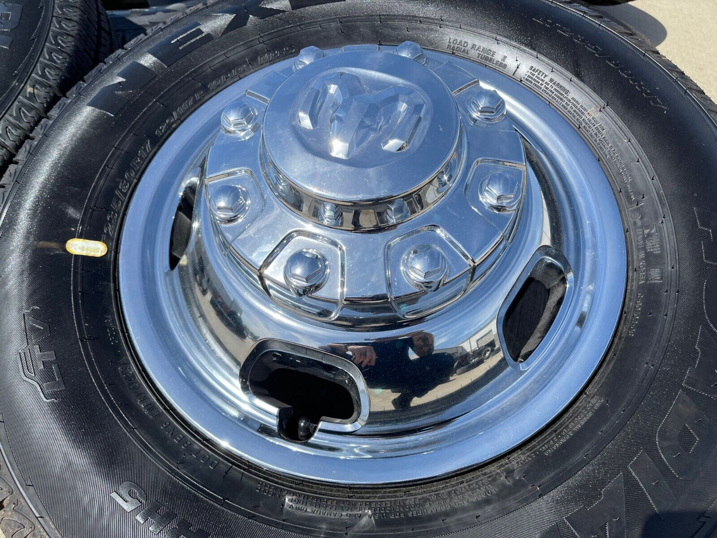 17" Dodge Ram 3500 Dually Laramie 8x200 wheels rims 2703 2704 OEM 2024 2025 NEW