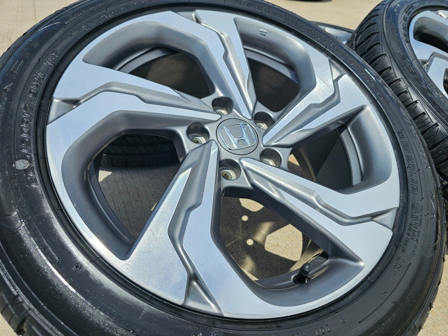 17" Honda Accord OEM wheels rims 64124 Civic HR-V tires