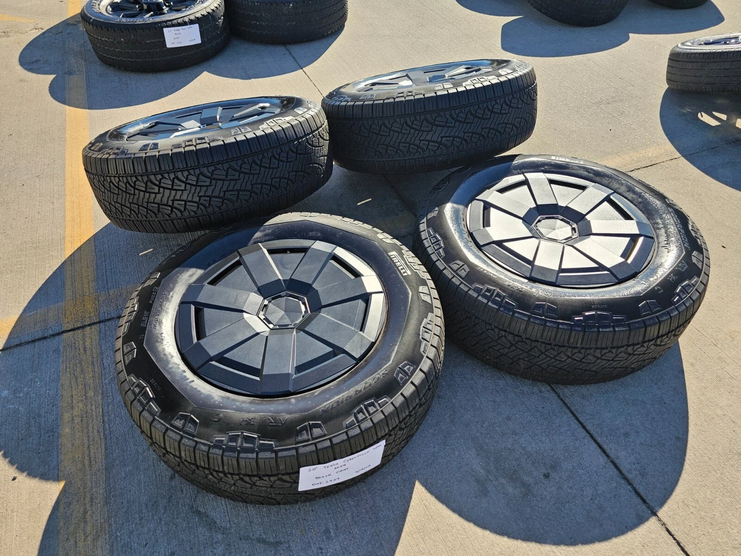 (1) 20" Tesla Cyber Truck OEM black wheelsrim tire 2024 2025 Cybertruck NEW