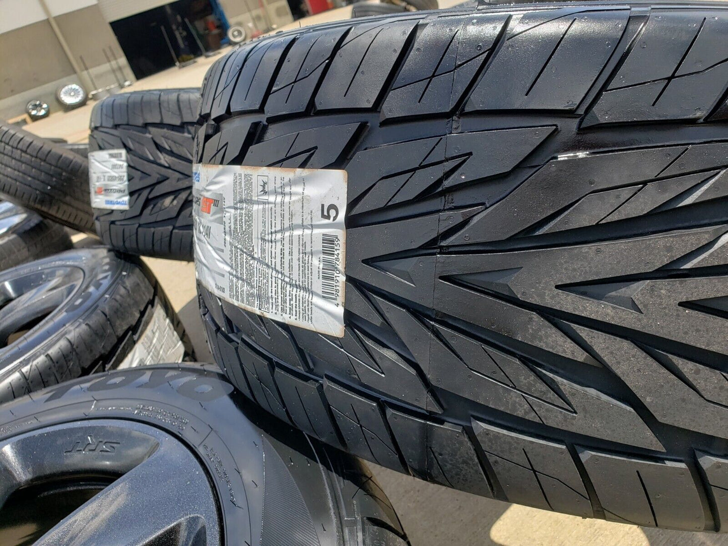 20" Jeep Grand Cherokee SRT Trackhawk OEM 9139 wheels rims tires NEW