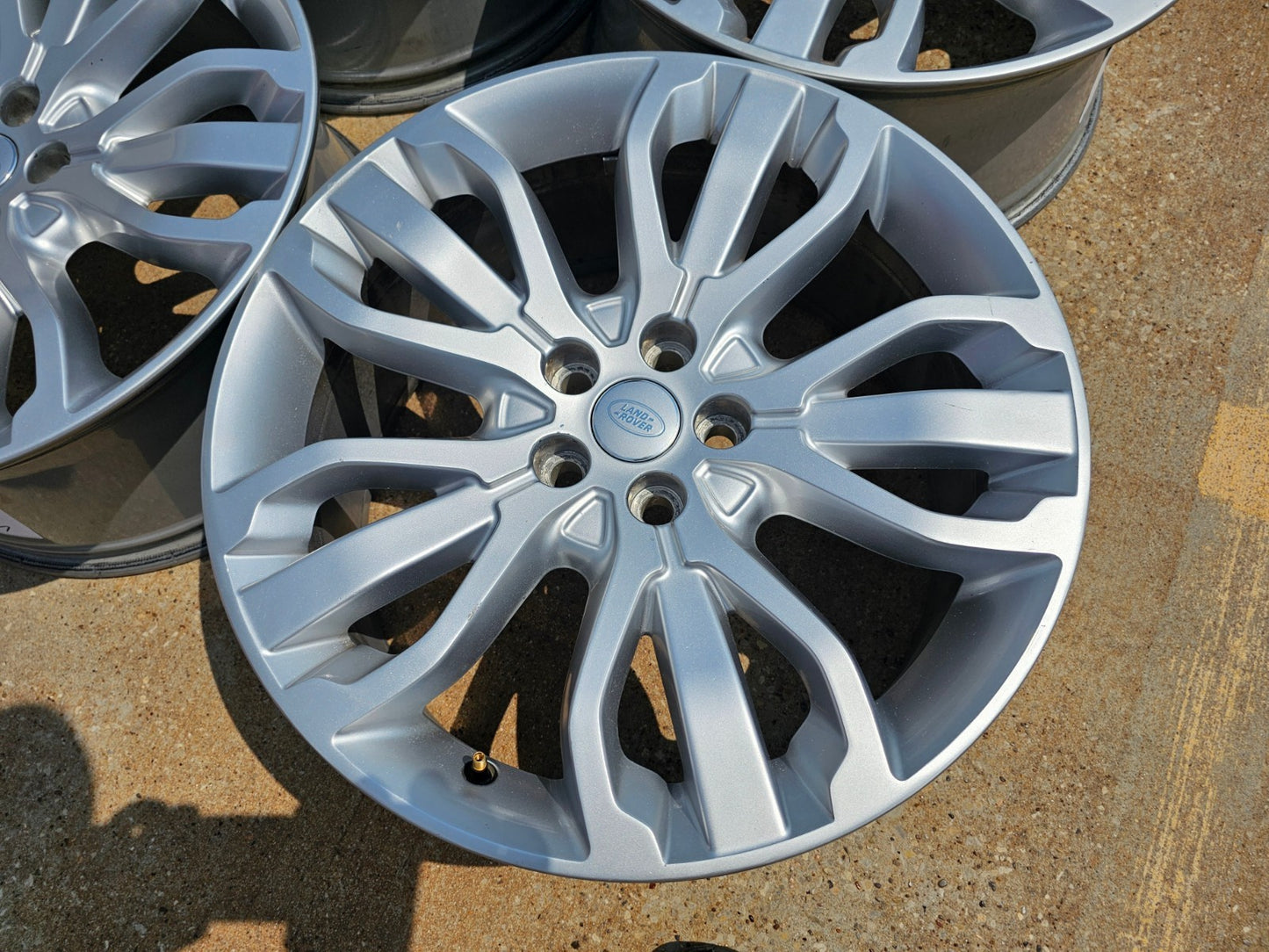 21" Range Land Rover OEM wheels rims 72254