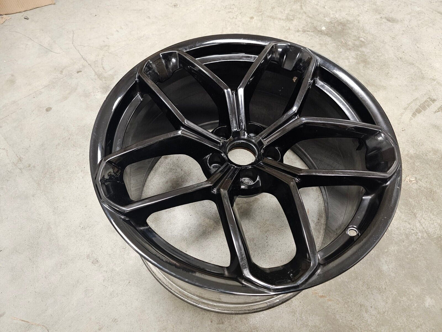 19" Lamborghini Huracan LP580 OEM wheel rim rear Kari 2019 2020 2021 2022 2023
