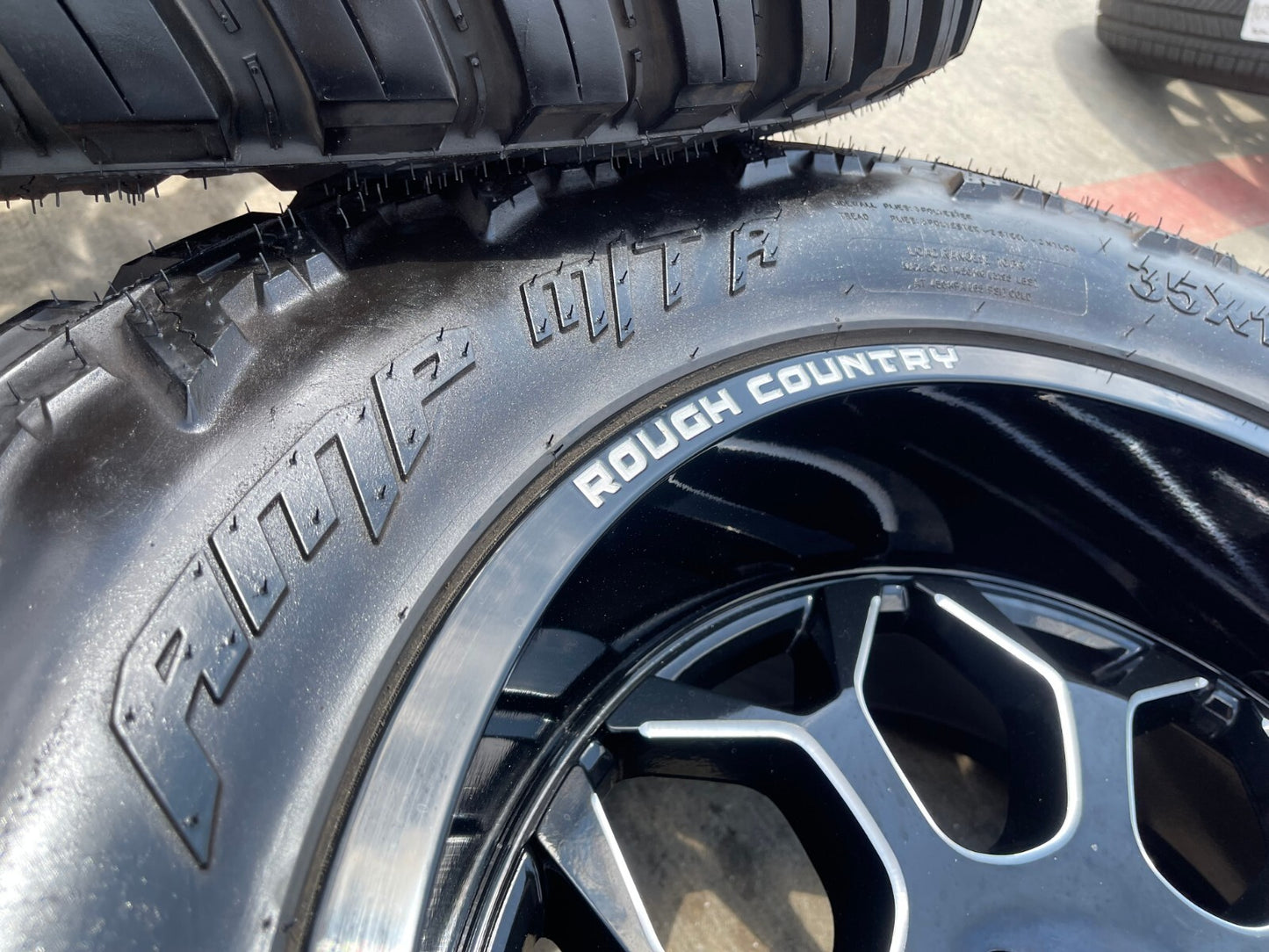 20x10 20" Rough Country 96 Series Jeep Wrangler Gladiator 5x127 5x5 wheels rims