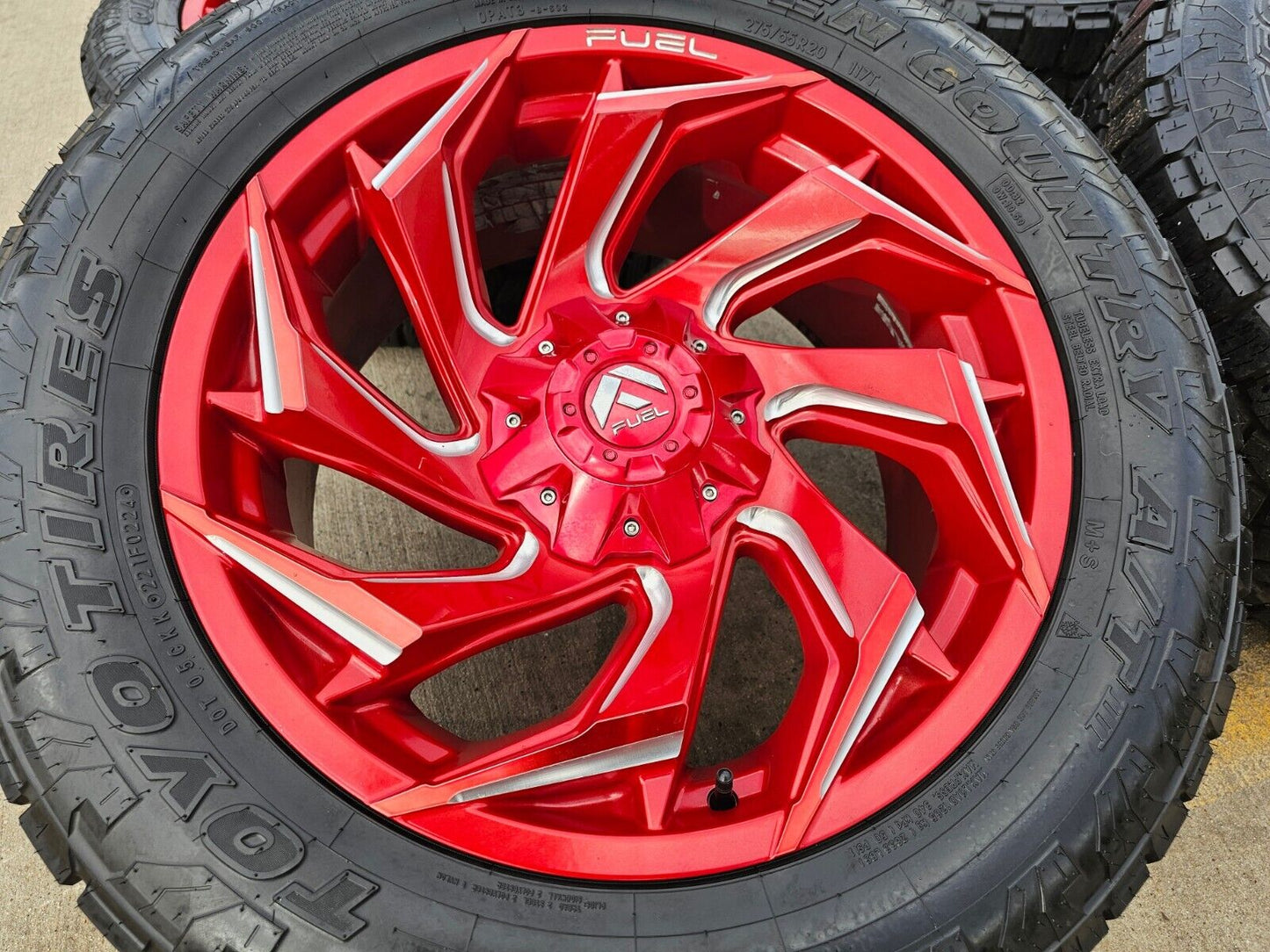20x9 Fuel D754 REACTION Chevy Silverado Ford F-150 RAM wheels rims 6x139 6x135
