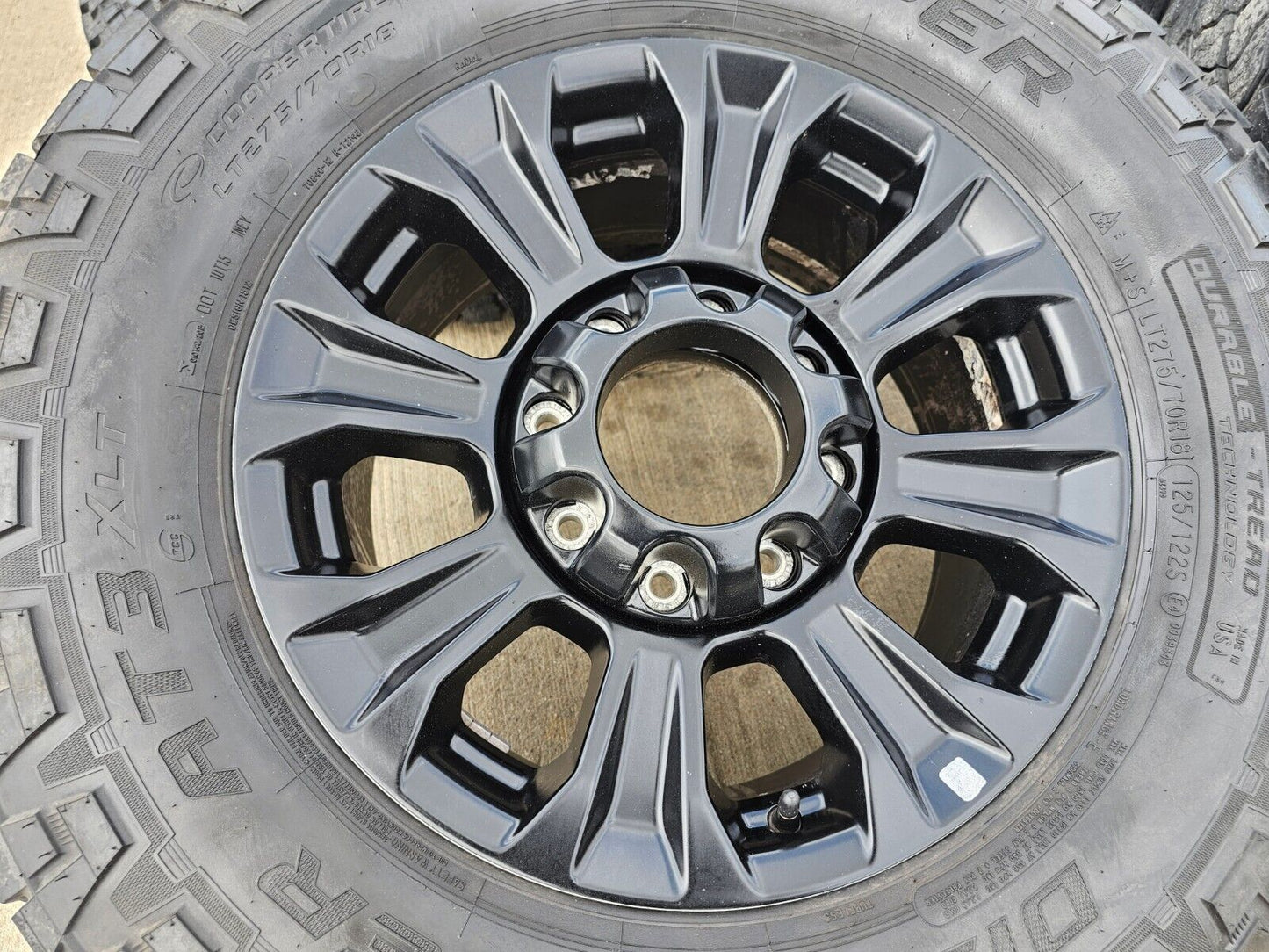18" Ford F-250 F-350 OEM TREMOR black rims wheels 10097 tires COOPER 33"