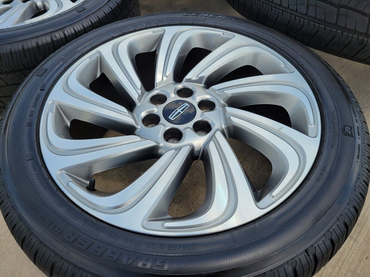 22" Lincoln Navigator OEM rims wheels tires RESERVE 10497 2023 2024 2025 NEW
