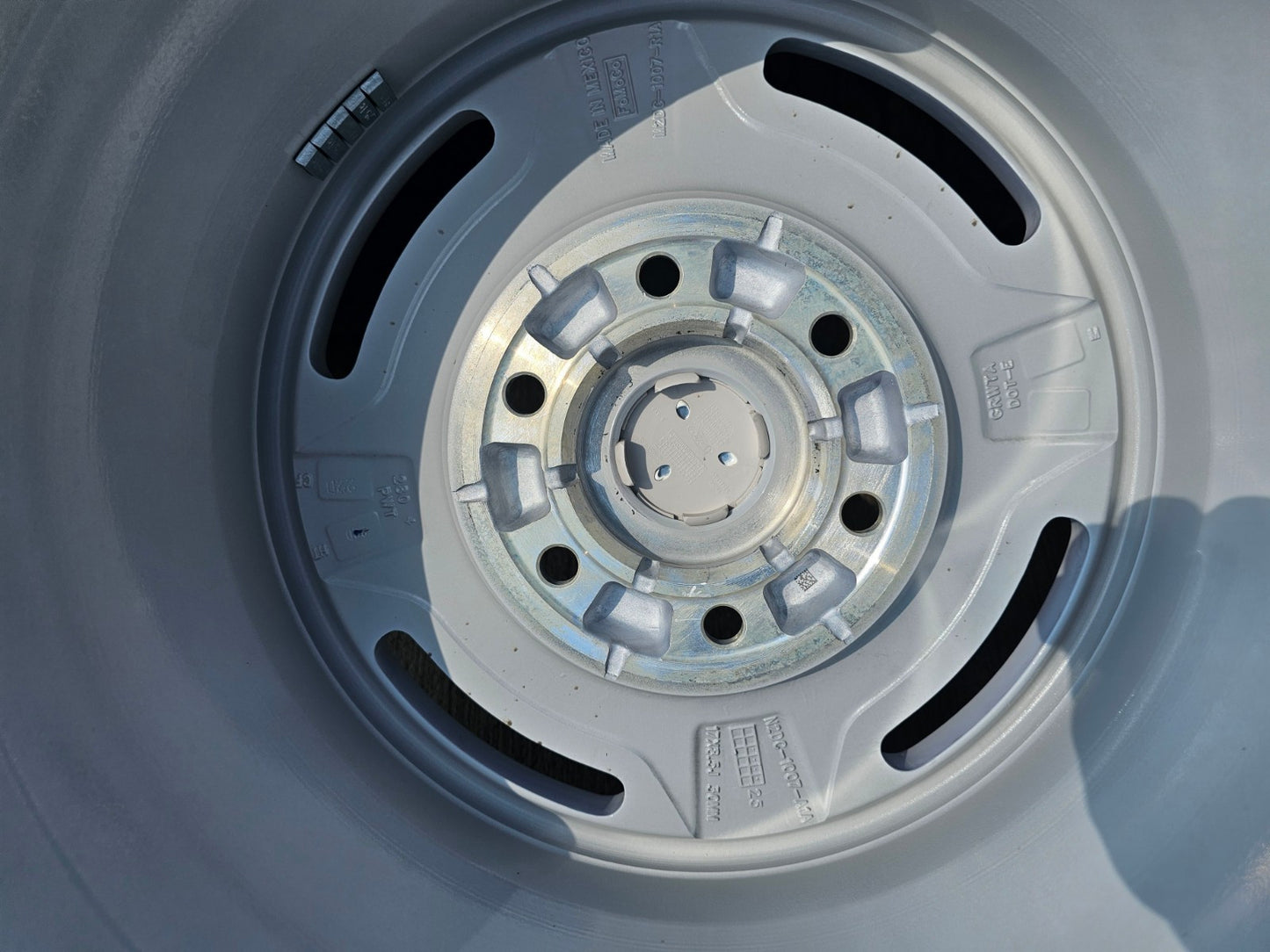 17" Ford Bronco HERITAGE Limited Edition wheels rims white 2025 2026 NEW 35"