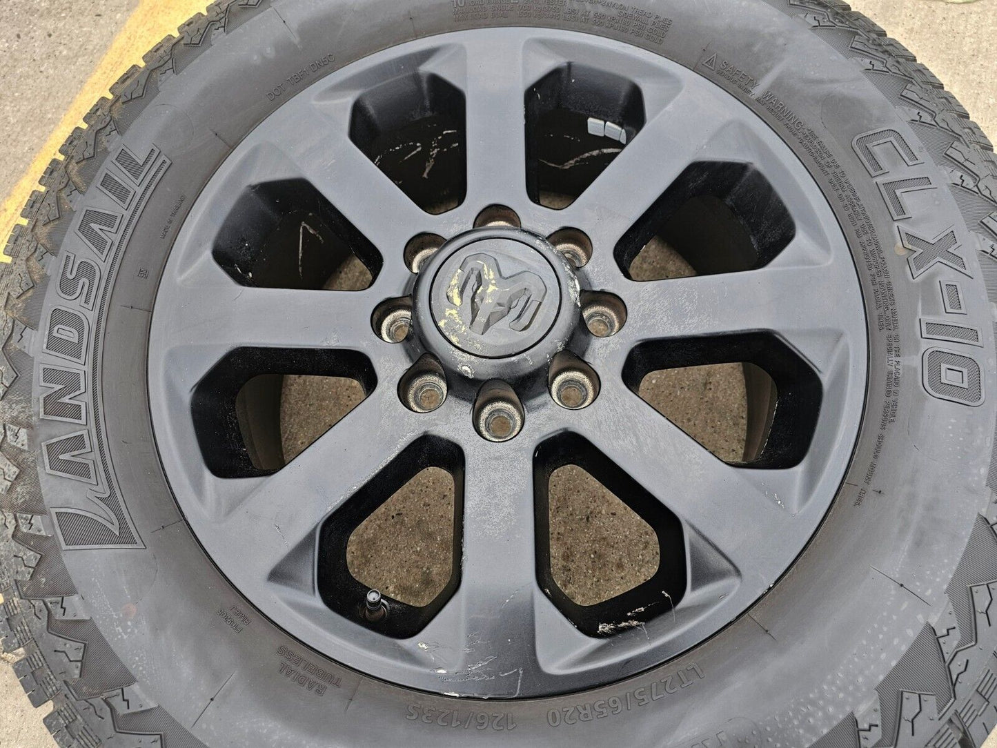 (1) 20" Dodge Ram 2500 3500 LARAMIE OEM 2700 black wheel rim tire spare