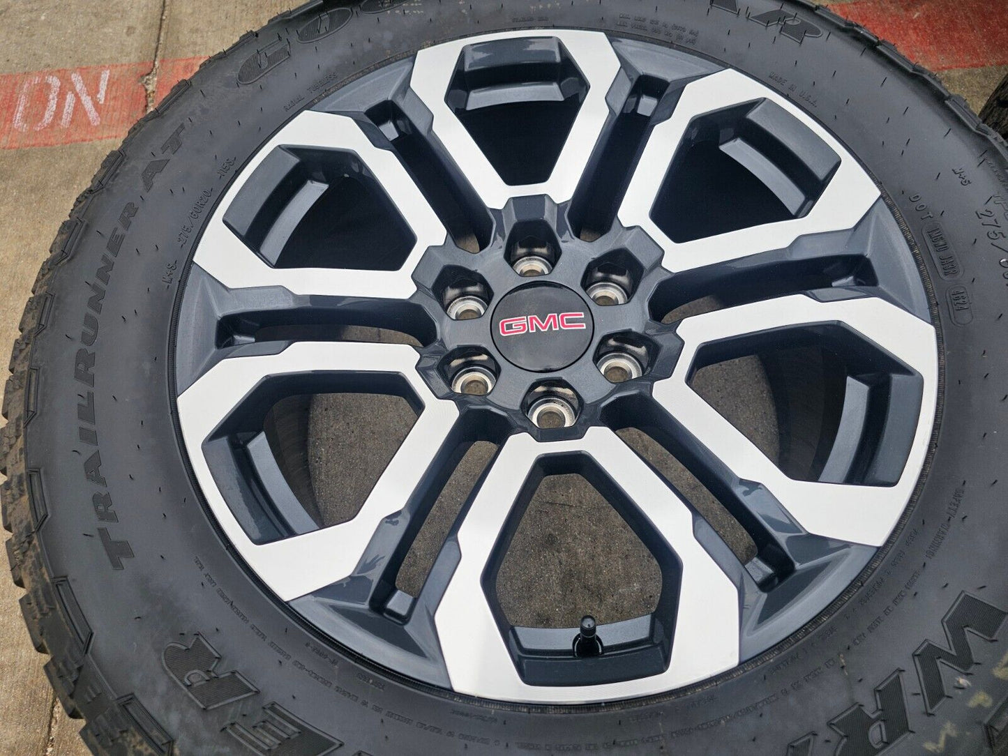 20" GMC Sierra Canyon Chevy Silverado OEM wheels rims 95780 tires 2024 2025 NEW