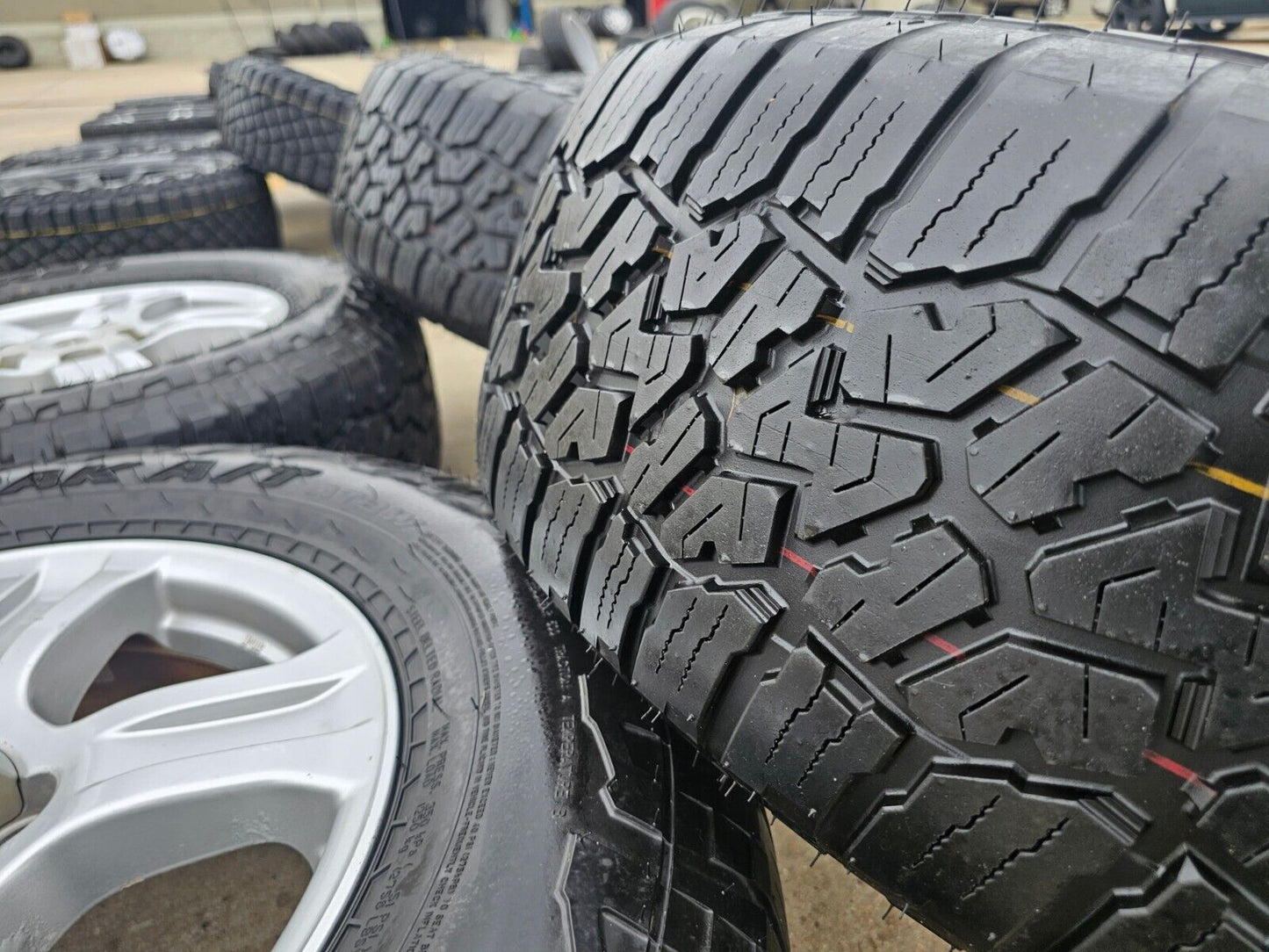 18" Toyota Tundra Sequoia TRD PRO OEM 5x150 wheels rims tires 69517