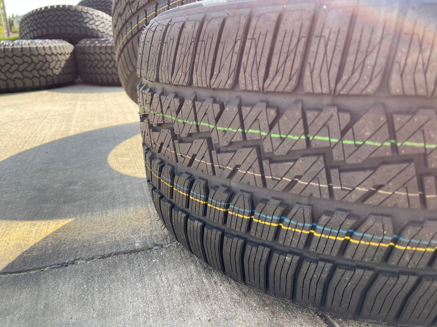 (1) 275/35/19 Nitto Motivo 365 tire 100W XL NEW
