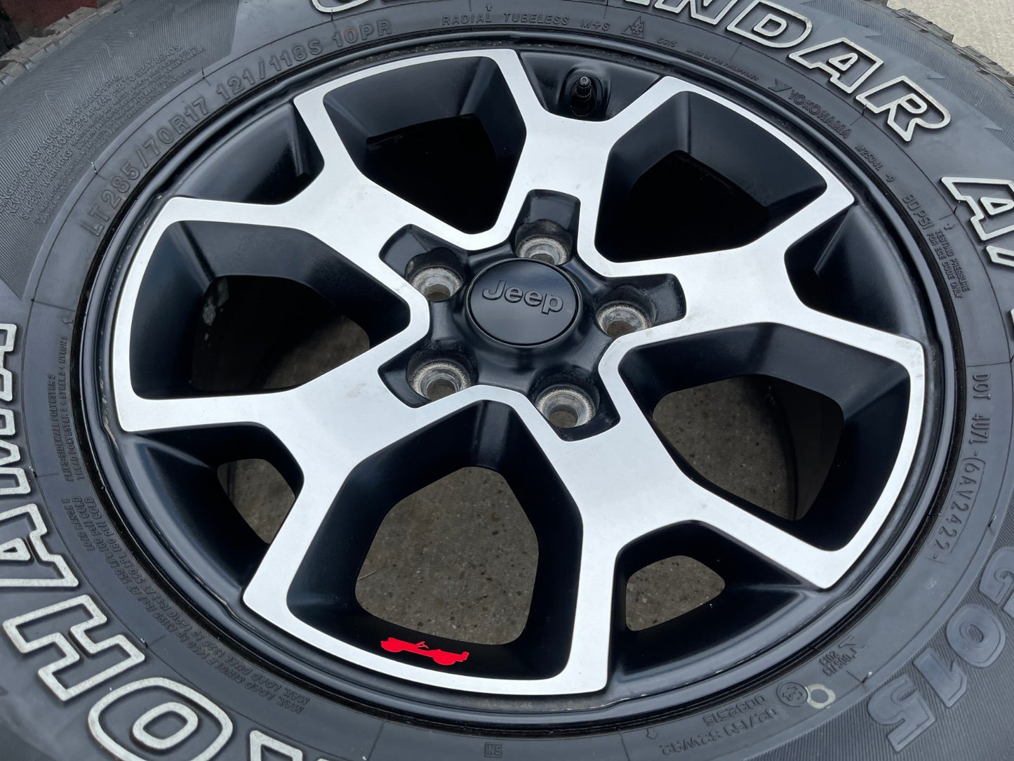 17" Jeep Wrangler Rubicon OEM 9218 Black wheels rims Gladiator 33"