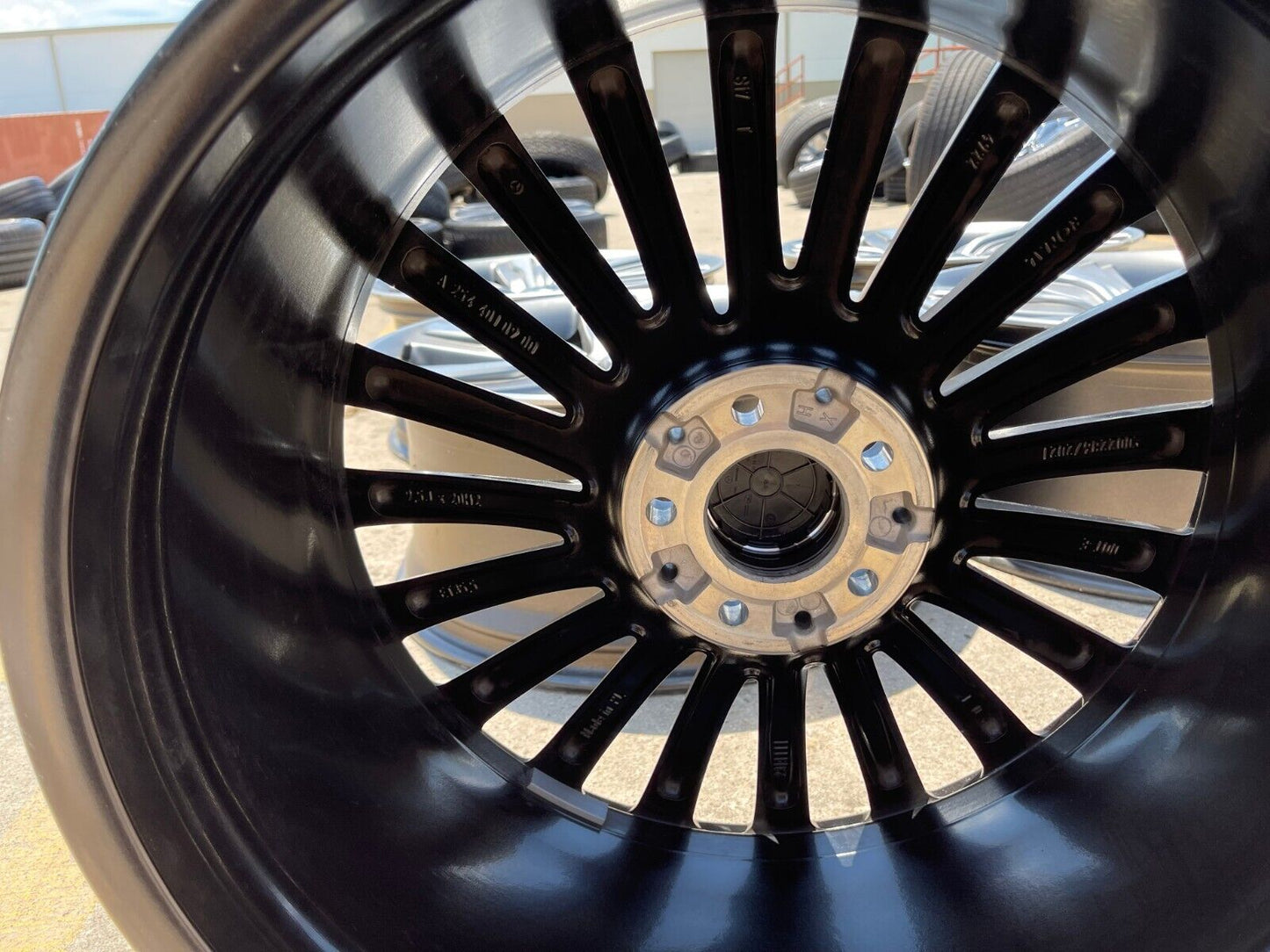 20x9.5 Mercedes GMC300 GLC350 GLC43 AMG OEM spare rear 2023 2024 2025