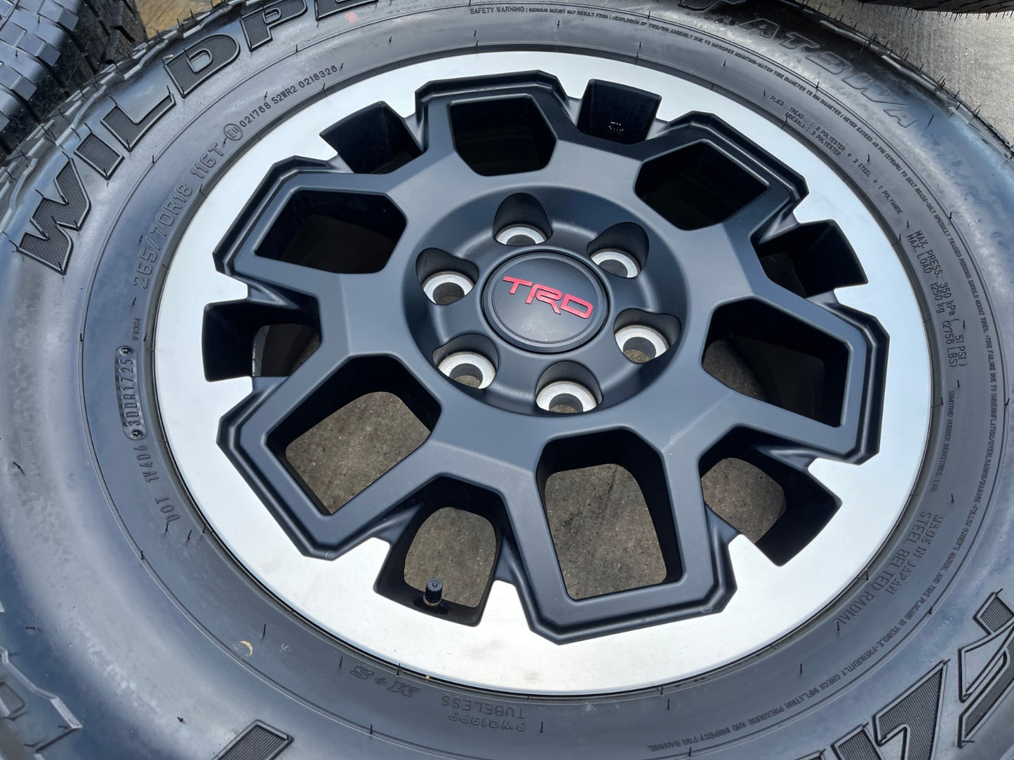 18" Toyota Tacoma 4Runner TRD OEM wheels rims tires 2024 2025 2026 NEW