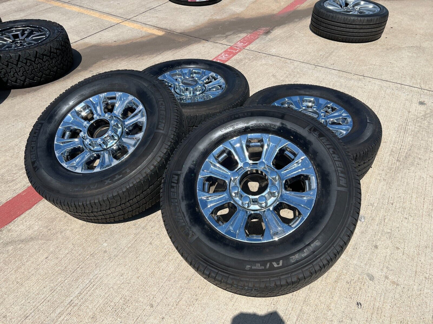 18" Ford F-250 F-350 OEM rims wheels 10097 tires CHROME