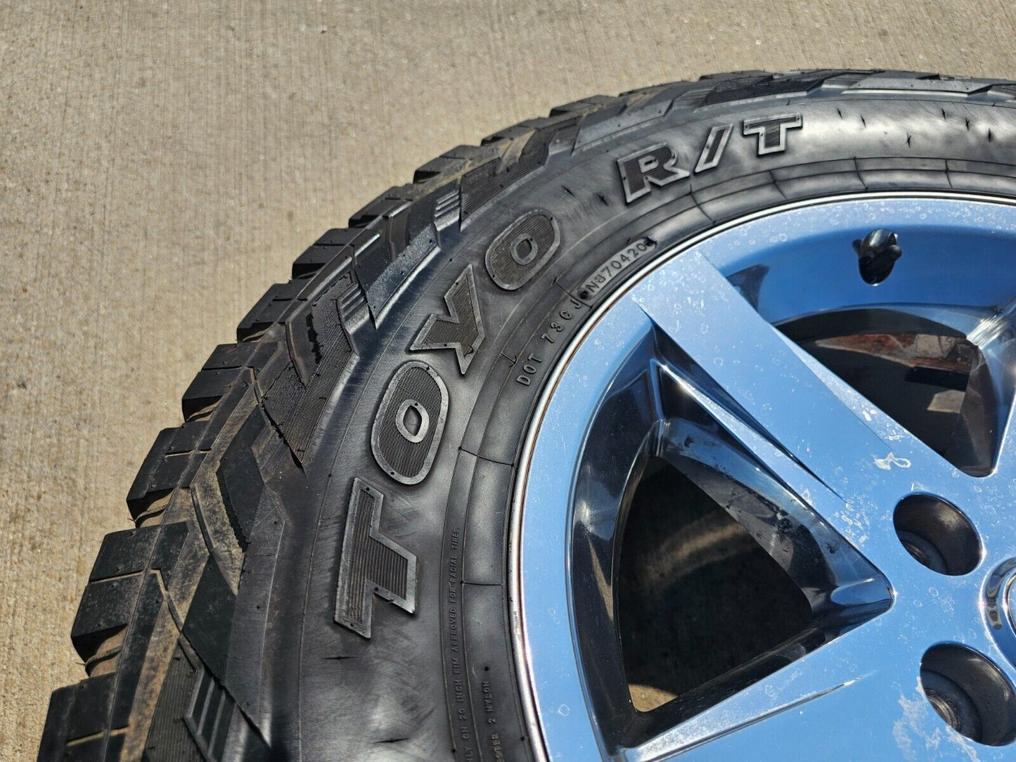 20" Dodge Ram 1500 OEM wheels rims 2364 chrome tires TOYO 37"