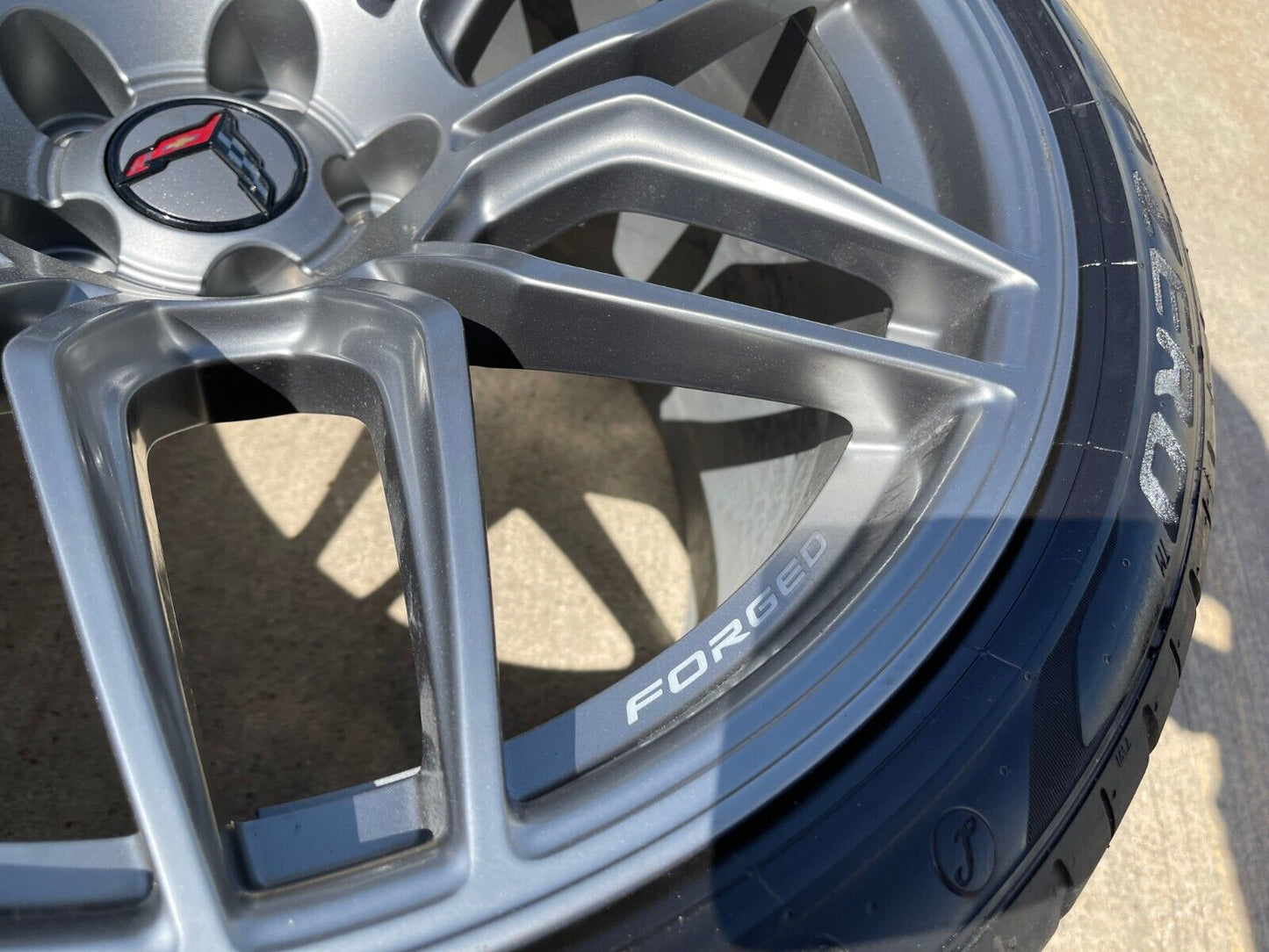20" + 21" Chevy Corvette ZR1 C8 OEM wheels rims 95580 95581 tires 2023 2024 2025
