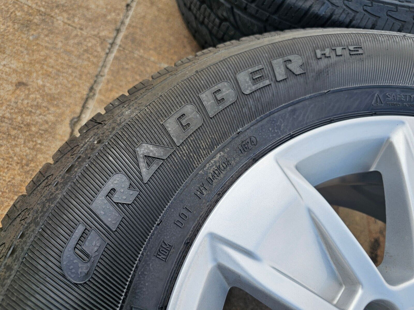 17" Chevy Silverado OEM wheels rims tires 5908 GMC Sierra Yukon