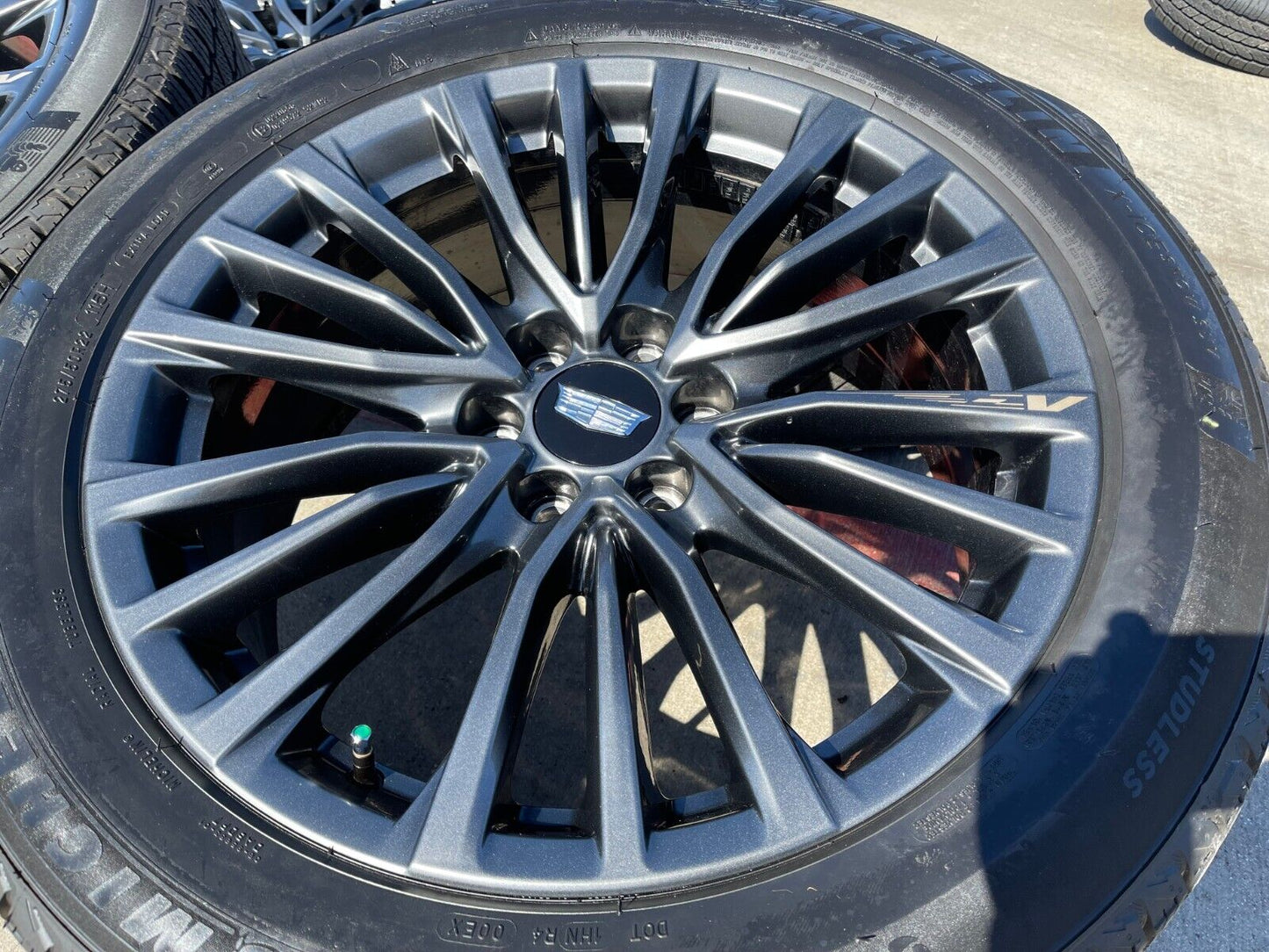 22" Cadillac Escalade V Platinum OEM 4883 wheels rims 2023 2024 2025 NEW